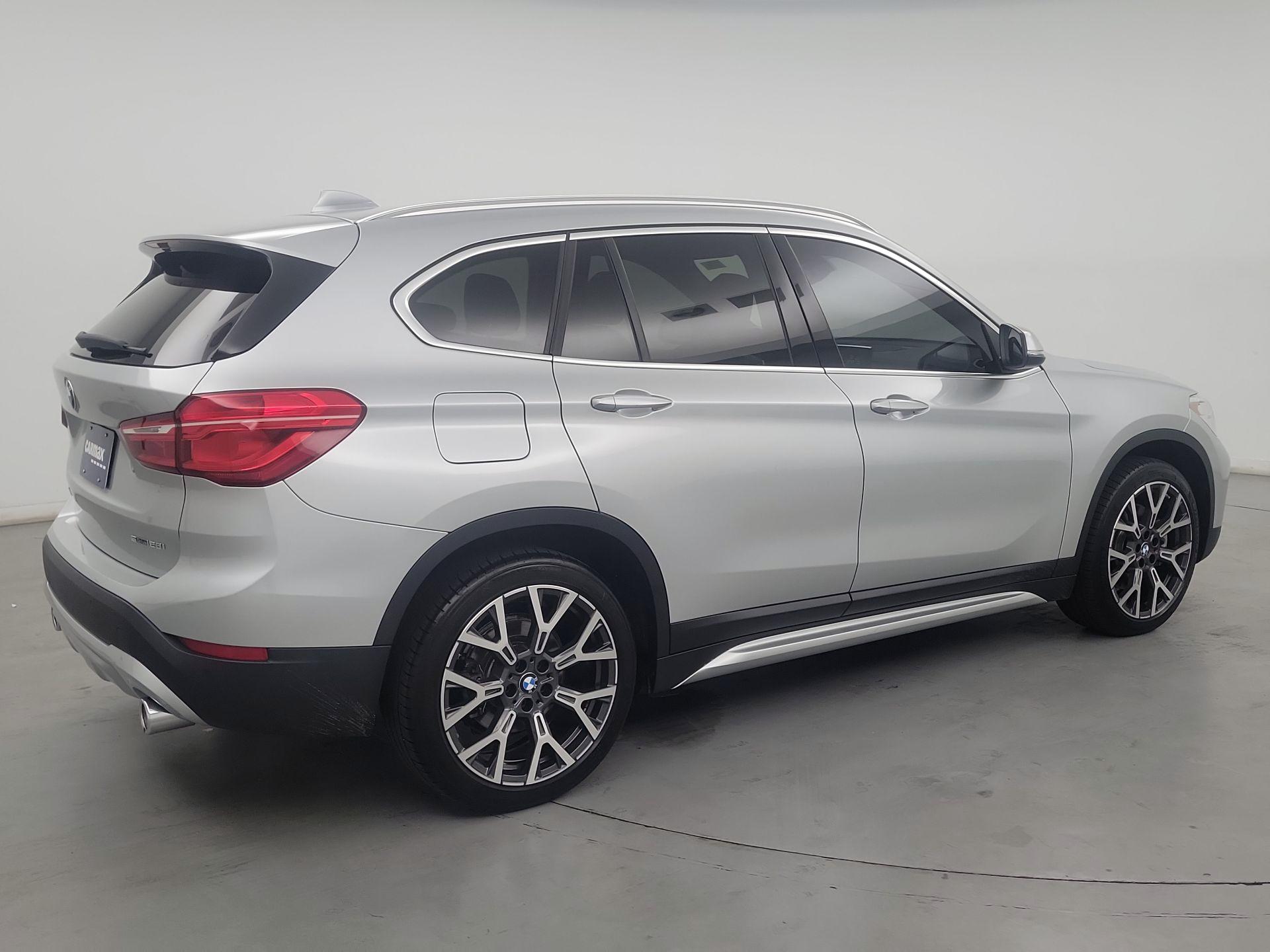 Thumbnail: 2021 BMW X1 - 5