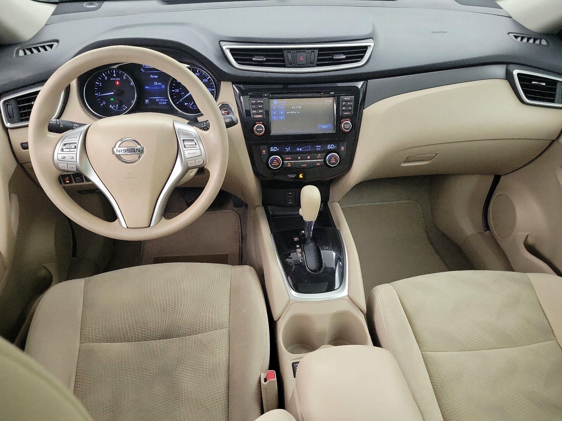 Thumbnail: 2015 Nissan Rogue - 9