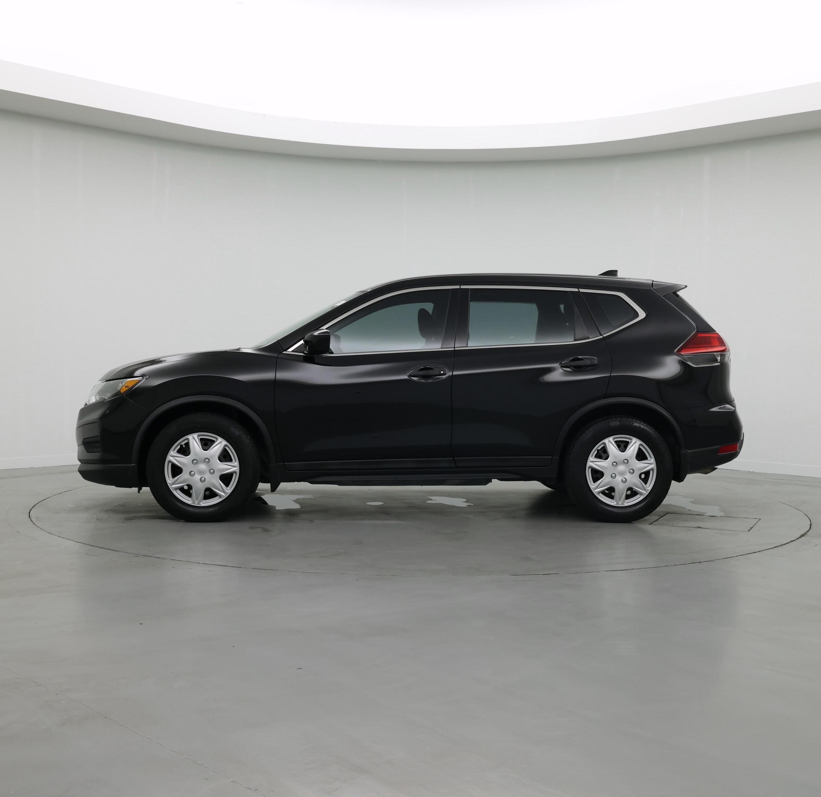 Thumbnail: 2017 Nissan Rogue - 3