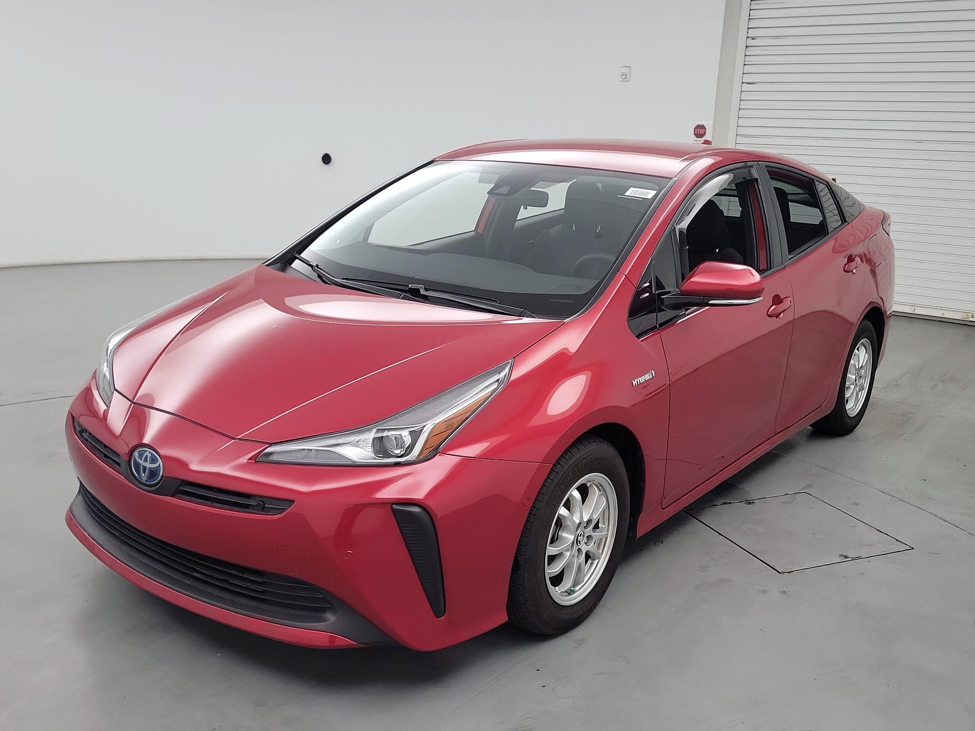 Thumbnail: 2020 Toyota Prius - 3