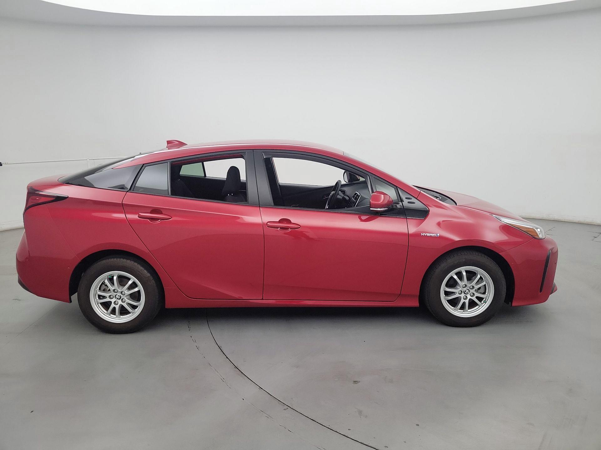 Thumbnail: 2020 Toyota Prius - 4