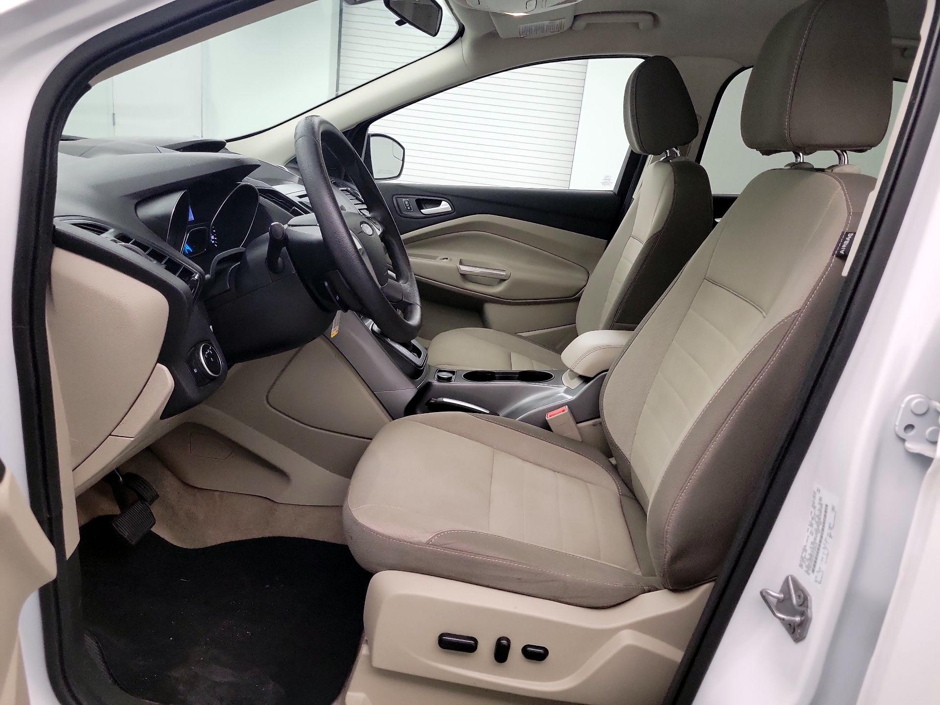 Thumbnail: 2015 Ford Escape - 9