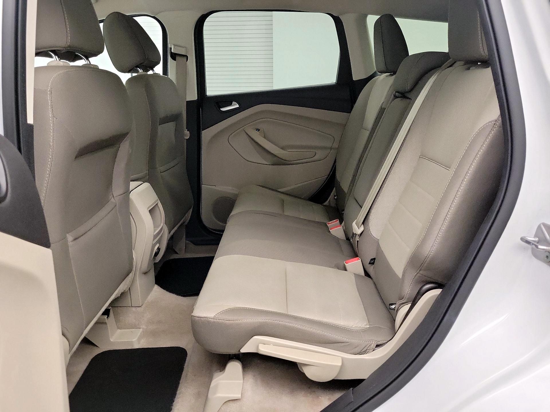 Thumbnail: 2015 Ford Escape - 16