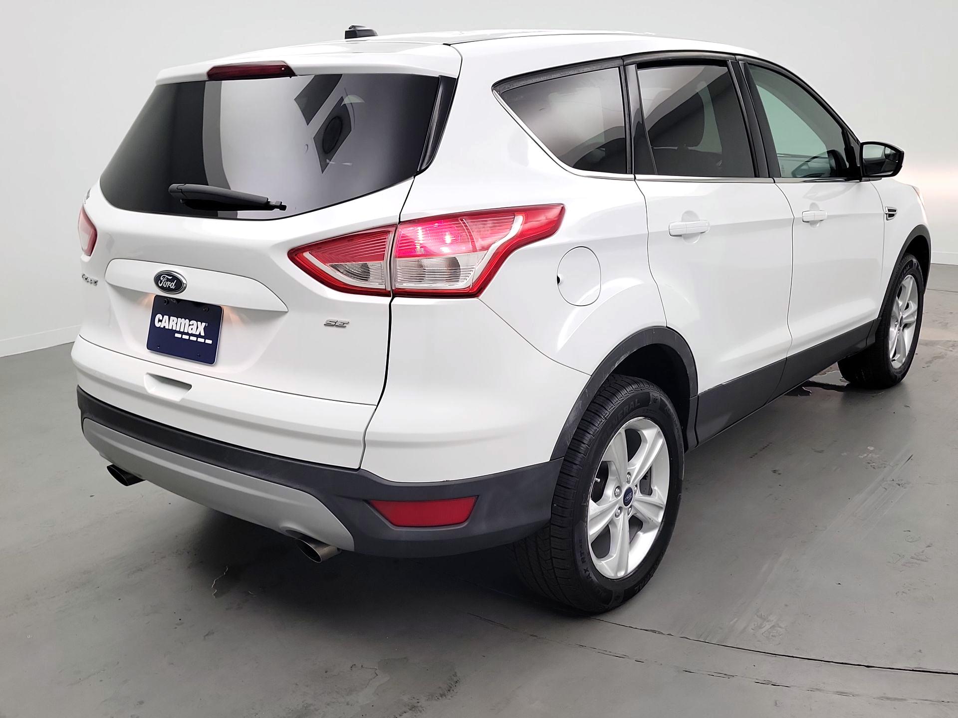 Thumbnail: 2015 Ford Escape - 5
