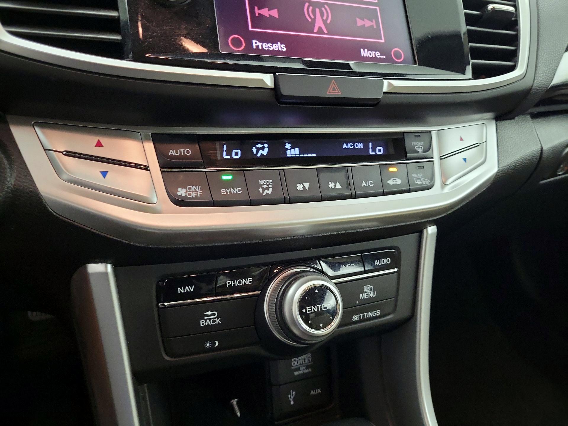 Thumbnail: 2014 Honda Accord - 16