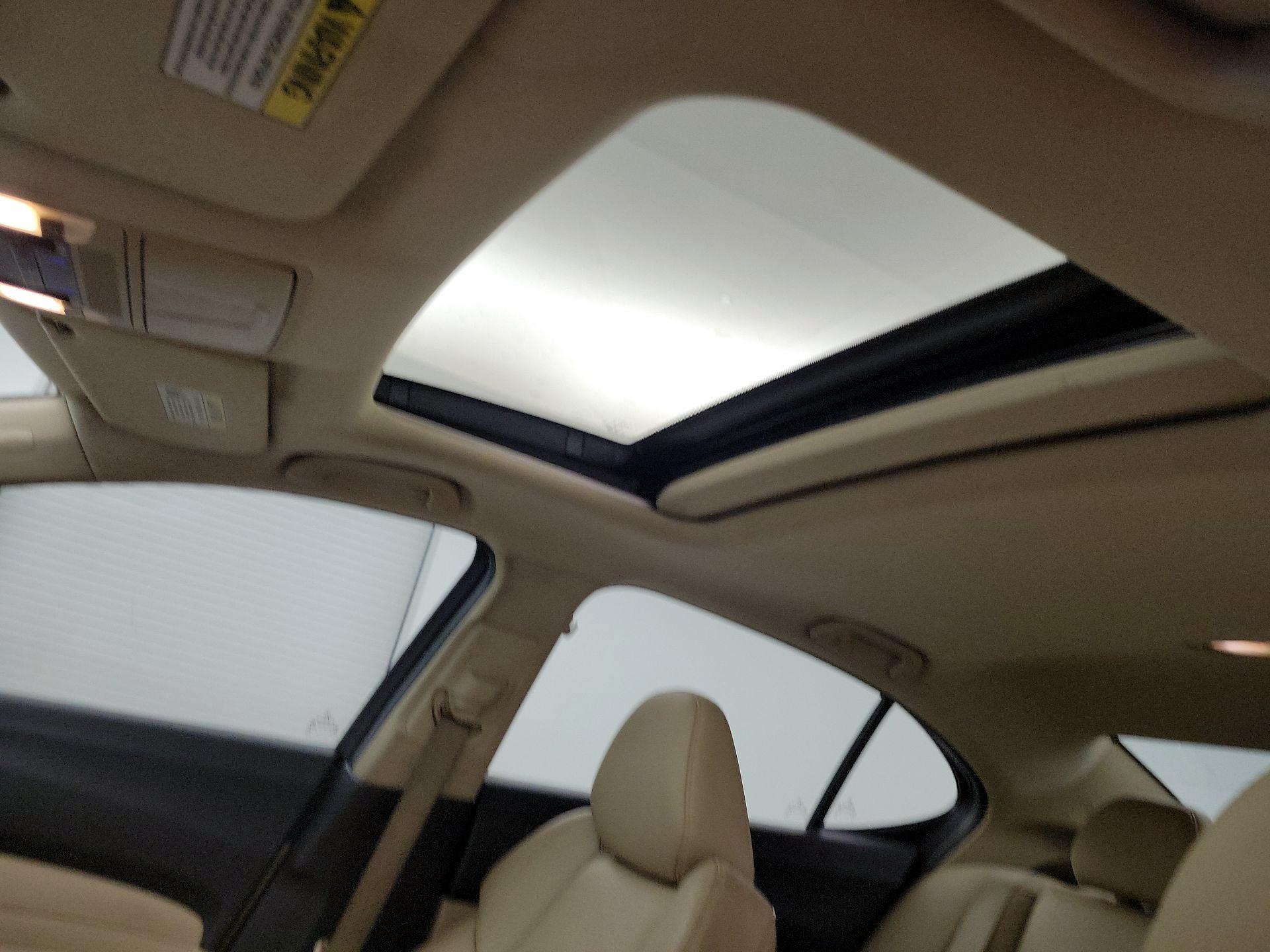 Thumbnail: 2015 Acura TLX - 18