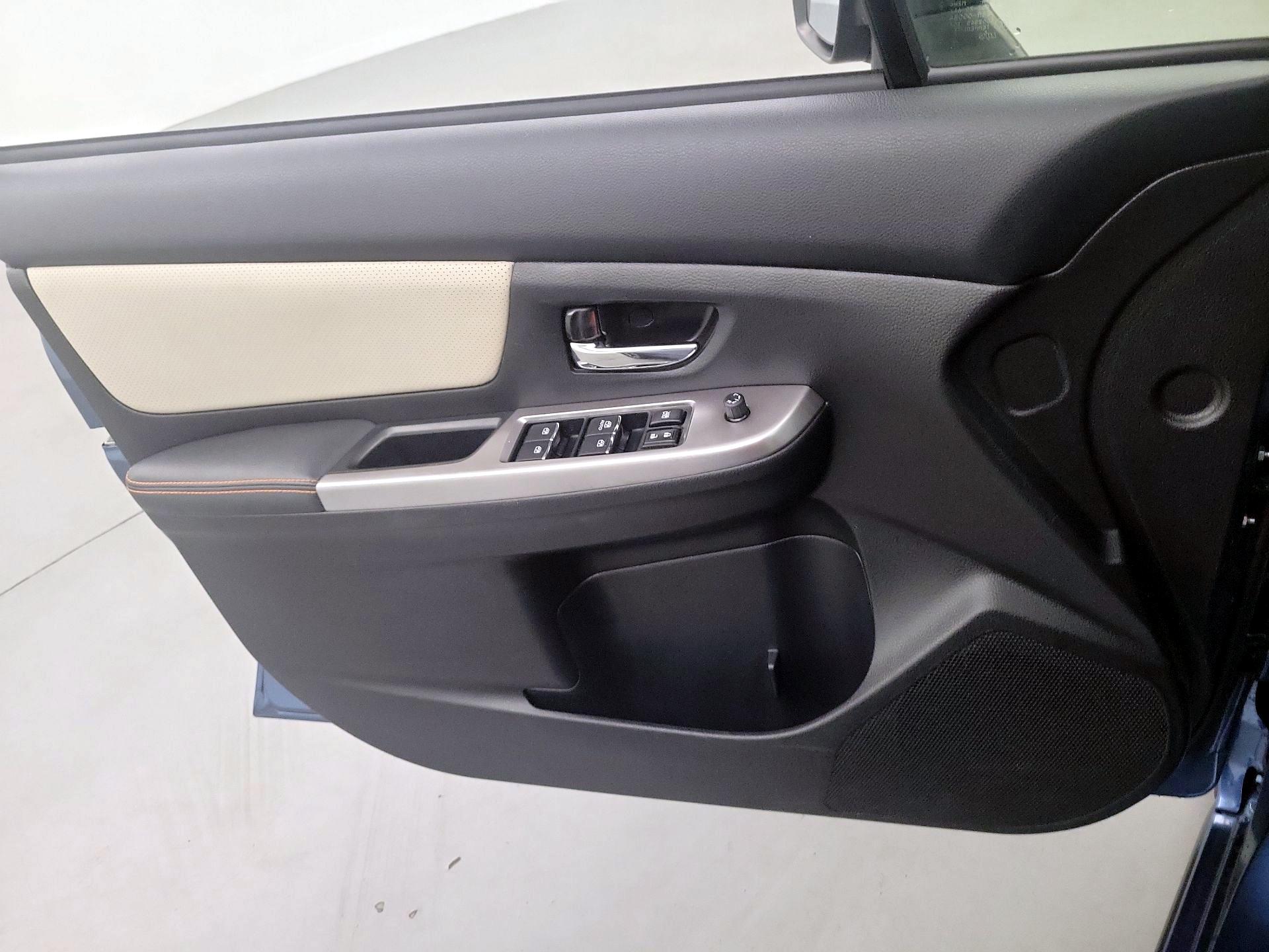 Thumbnail: 2016 Subaru XV Crosstrek - 12