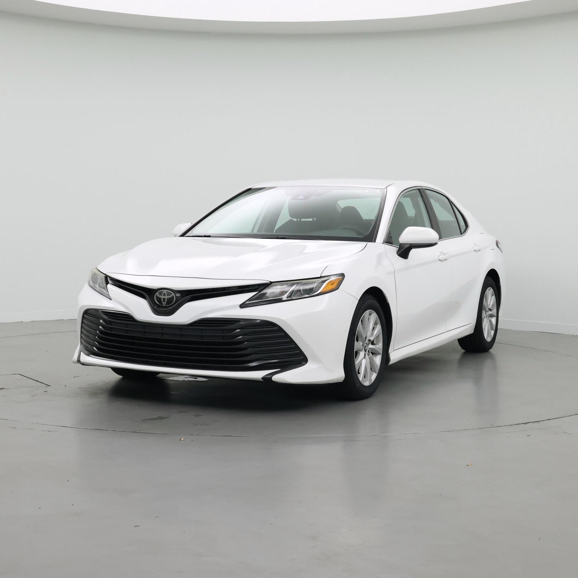 Thumbnail: 2019 Toyota Camry - 4