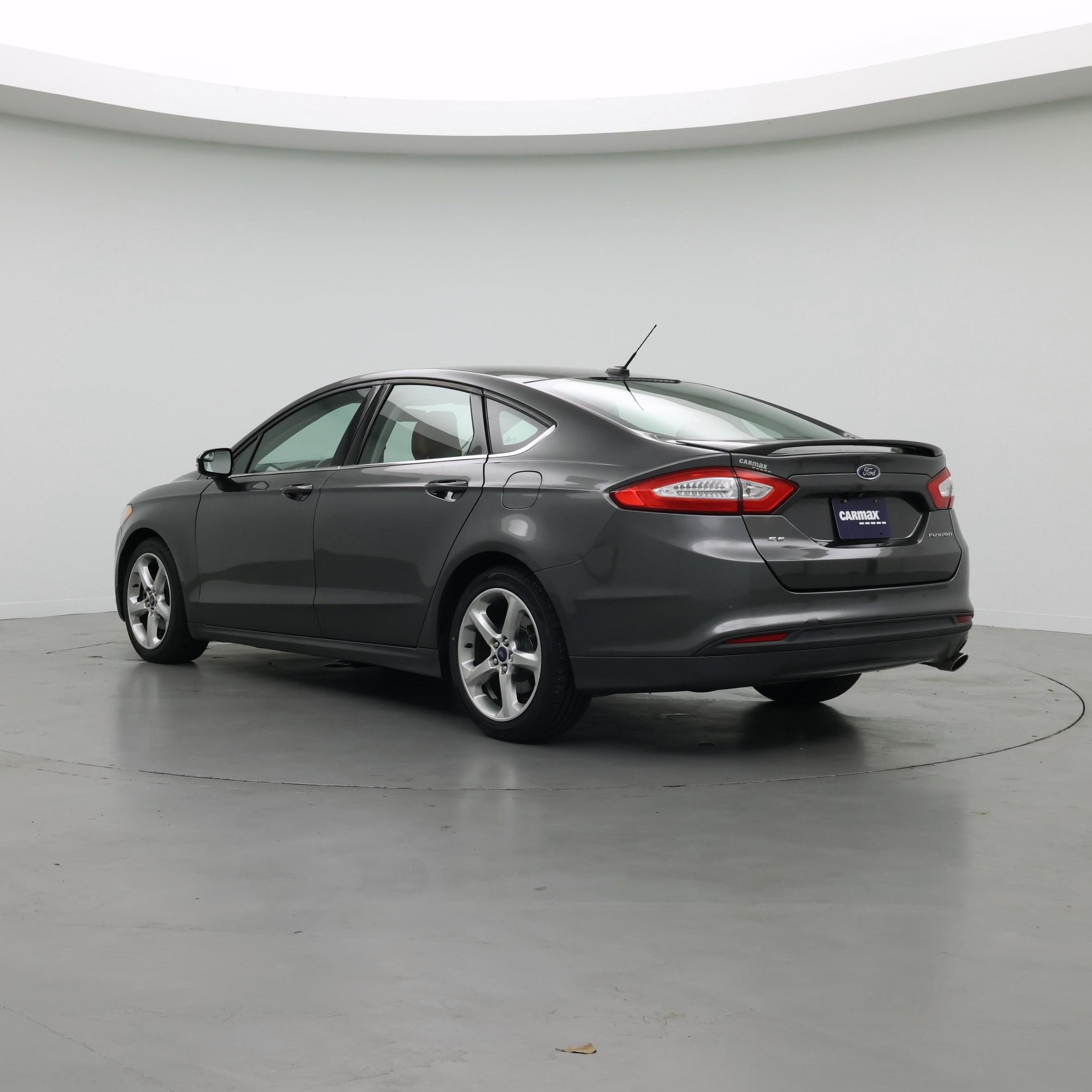Thumbnail: 2016 Ford Fusion - 2