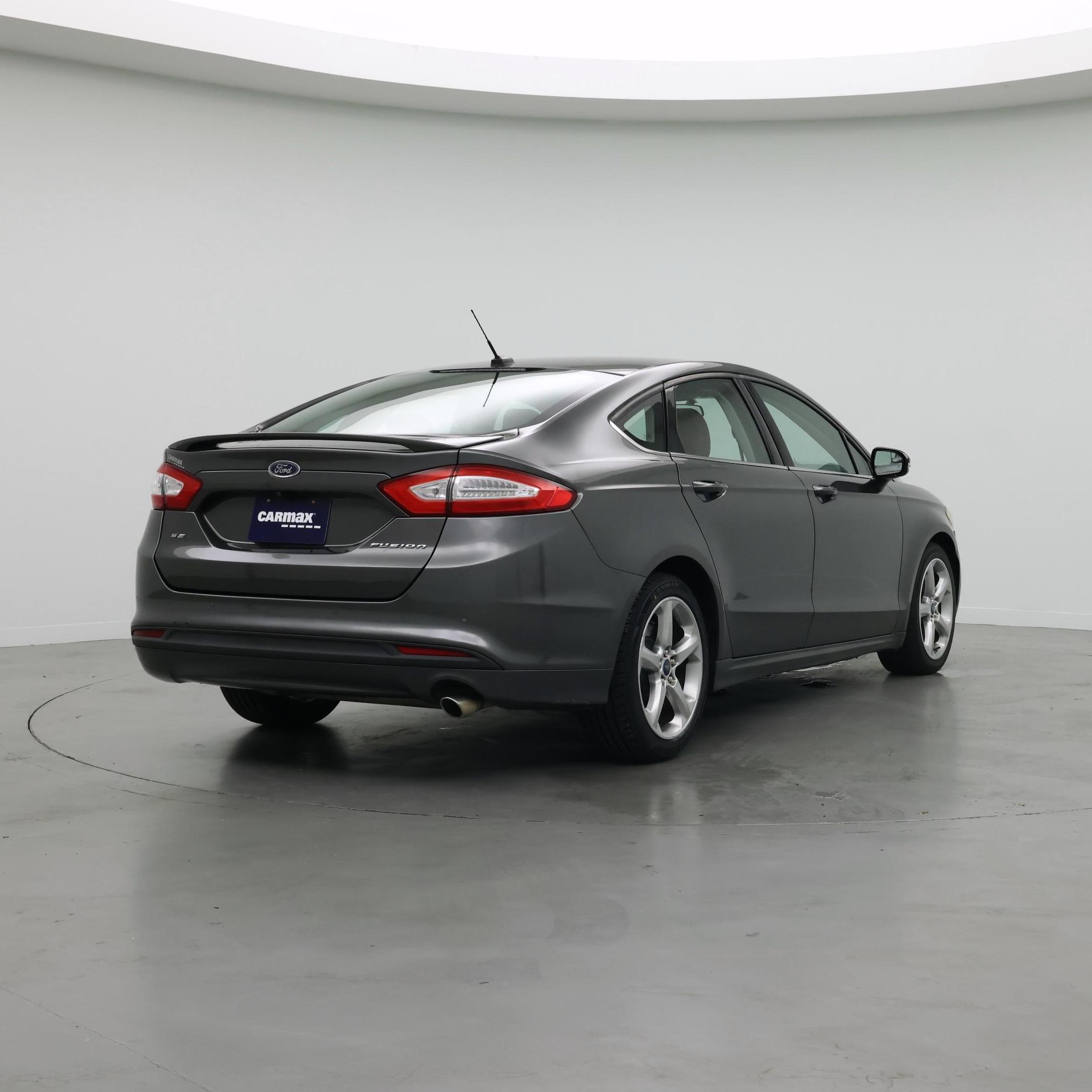 Thumbnail: 2016 Ford Fusion - 8