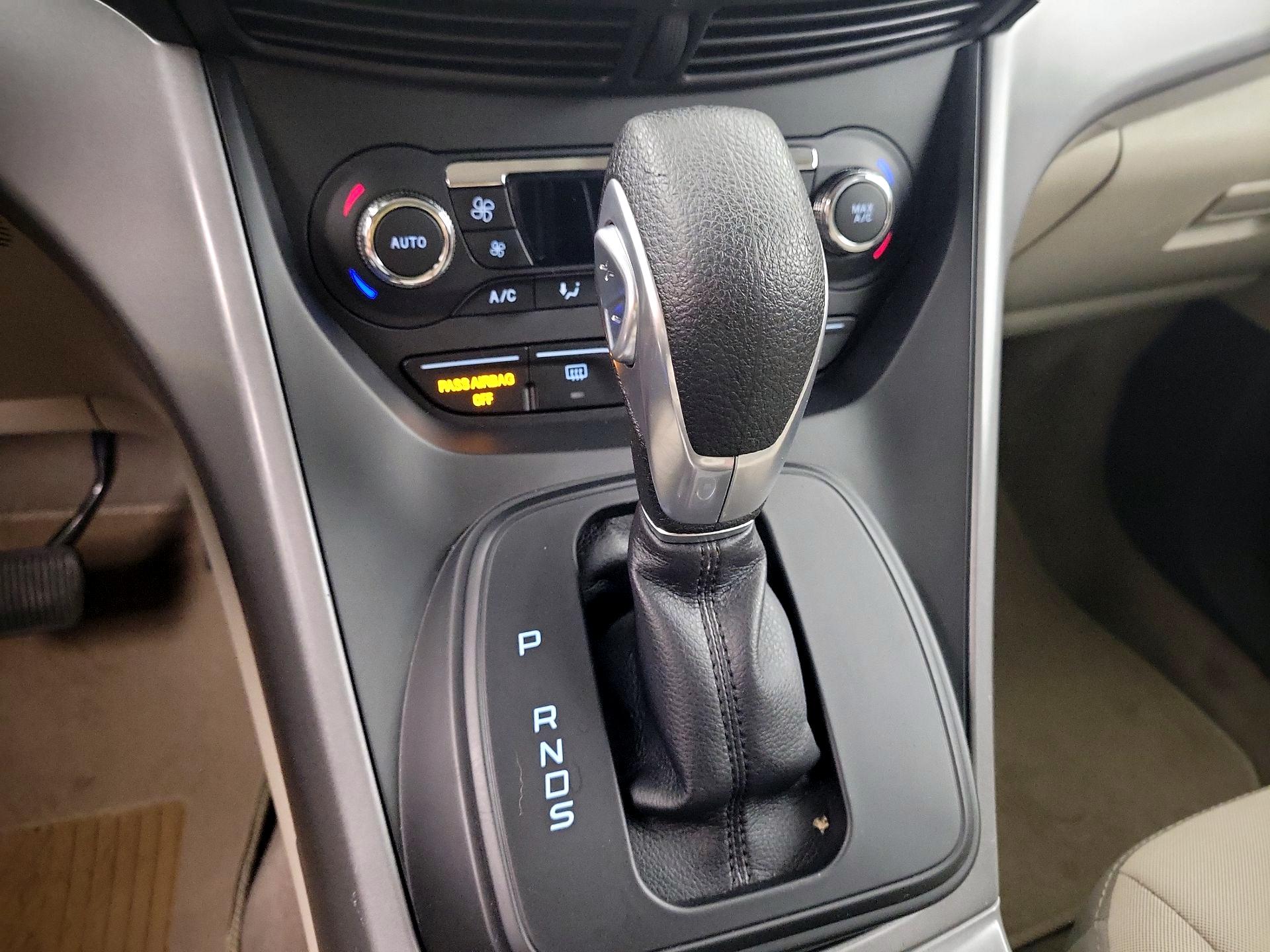 Thumbnail: 2015 Ford Escape - 14