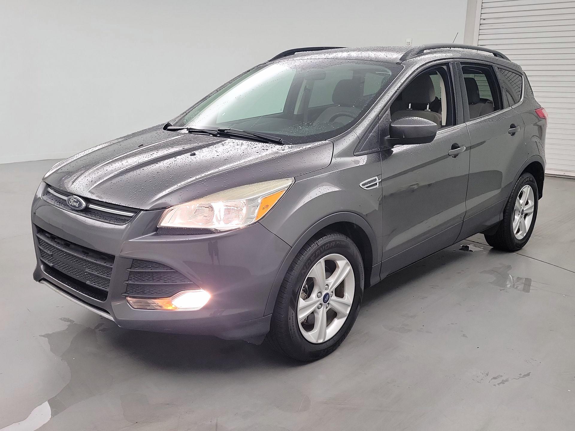 Thumbnail: 2015 Ford Escape - 3