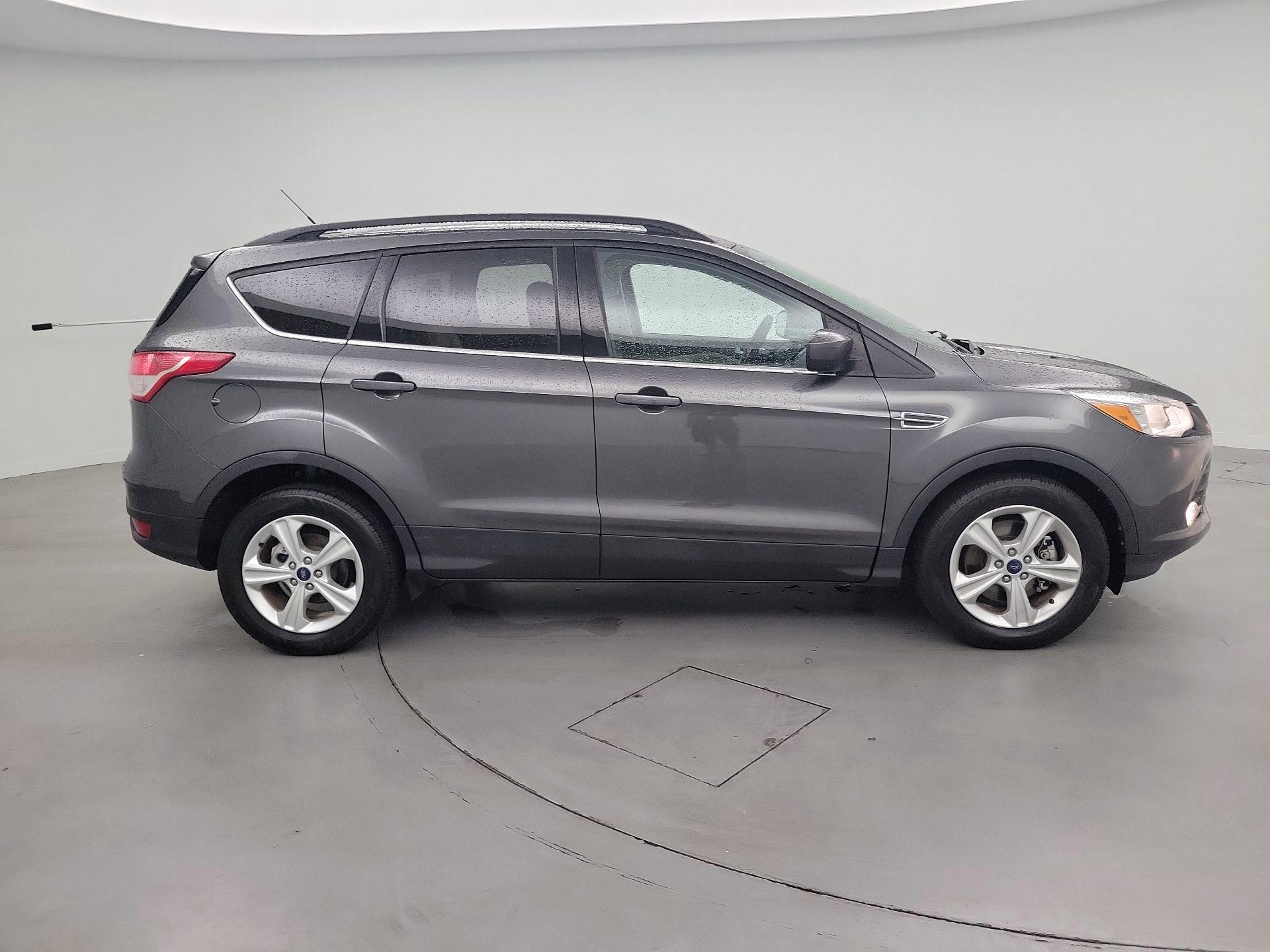 Thumbnail: 2015 Ford Escape - 4