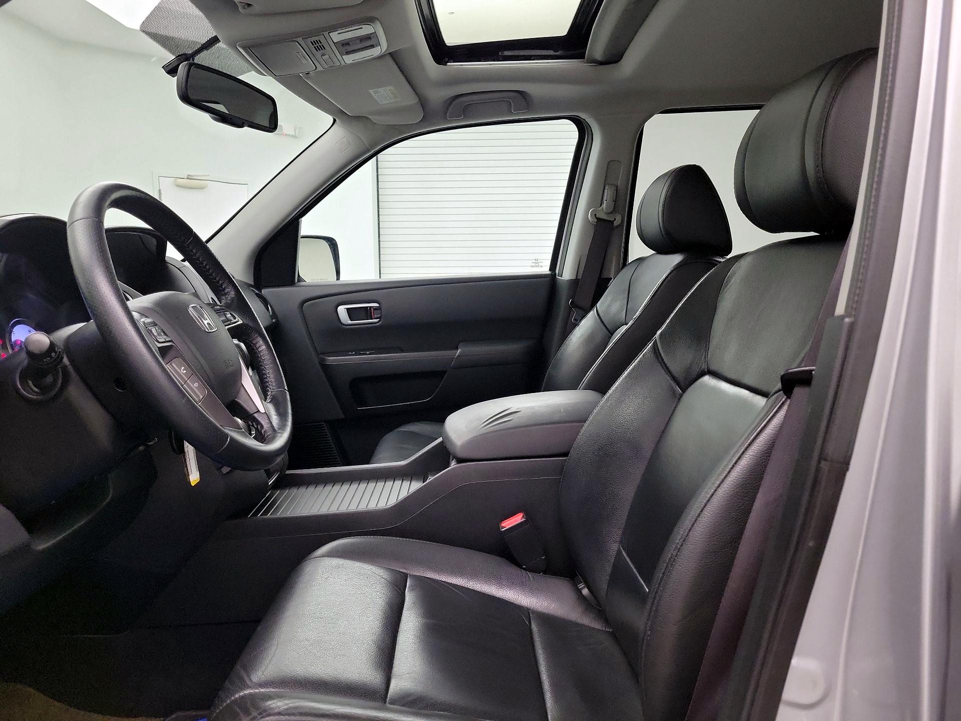 Thumbnail: 2015 Honda Pilot - 11