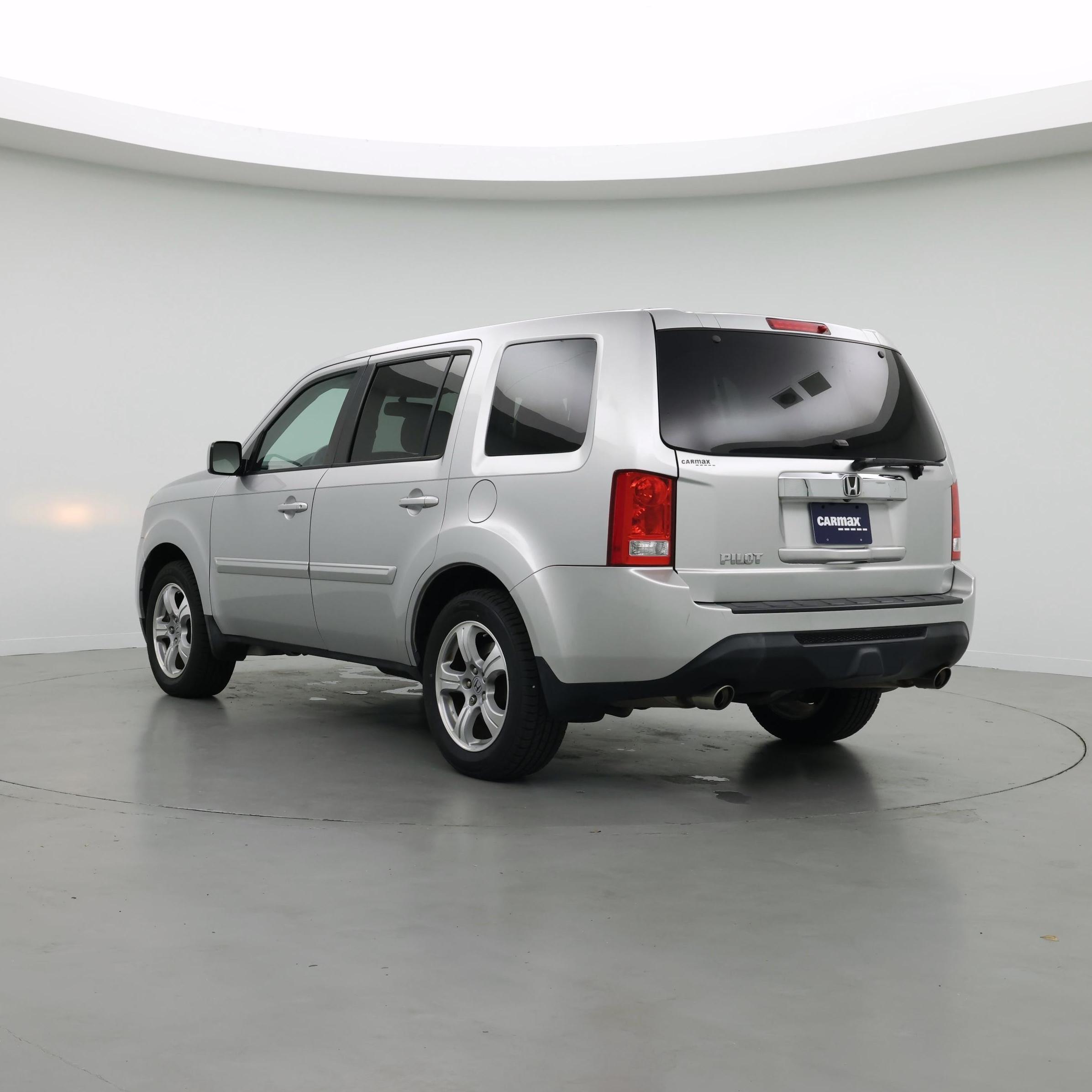 Thumbnail: 2015 Honda Pilot - 2
