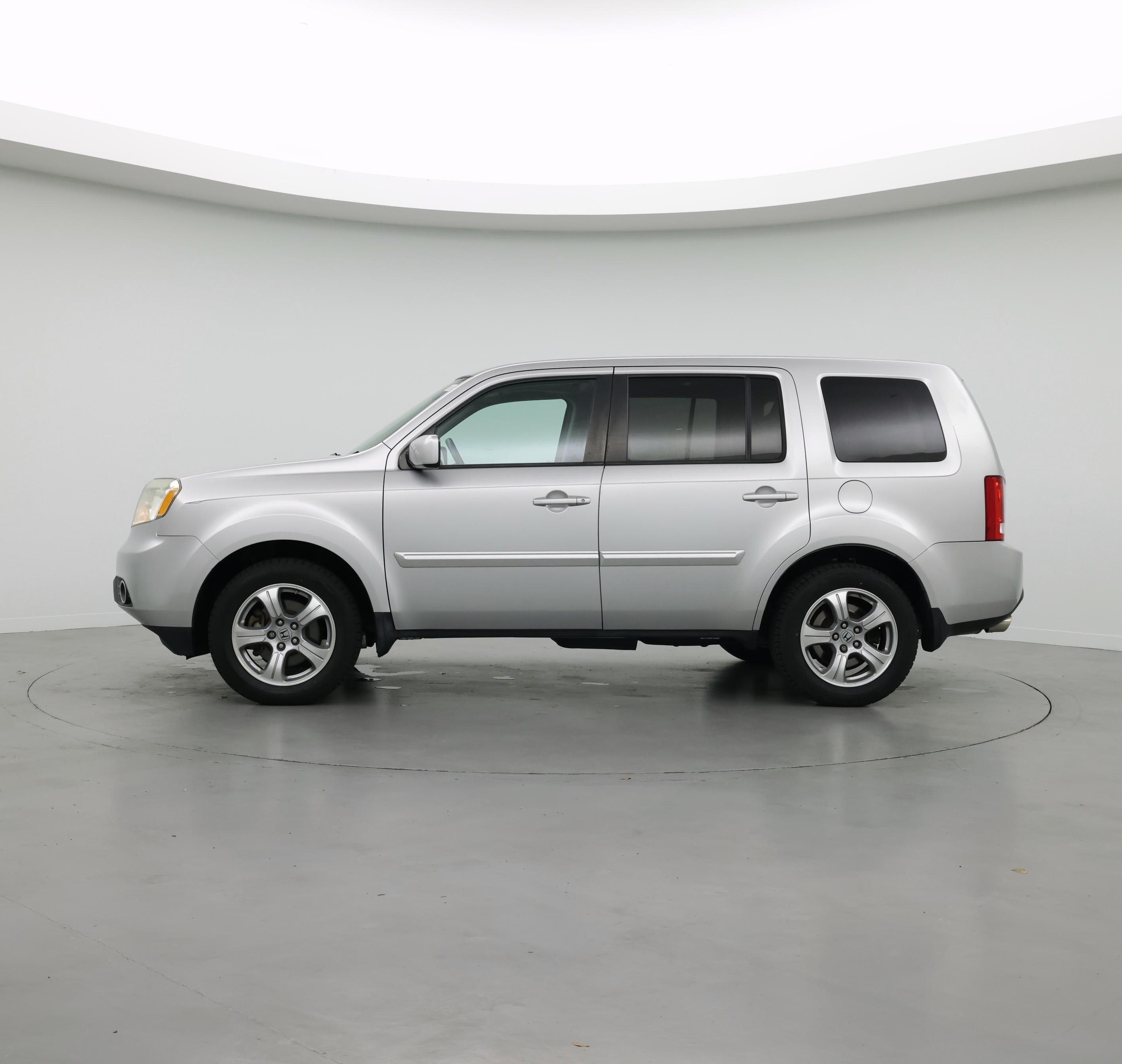 Thumbnail: 2015 Honda Pilot - 3