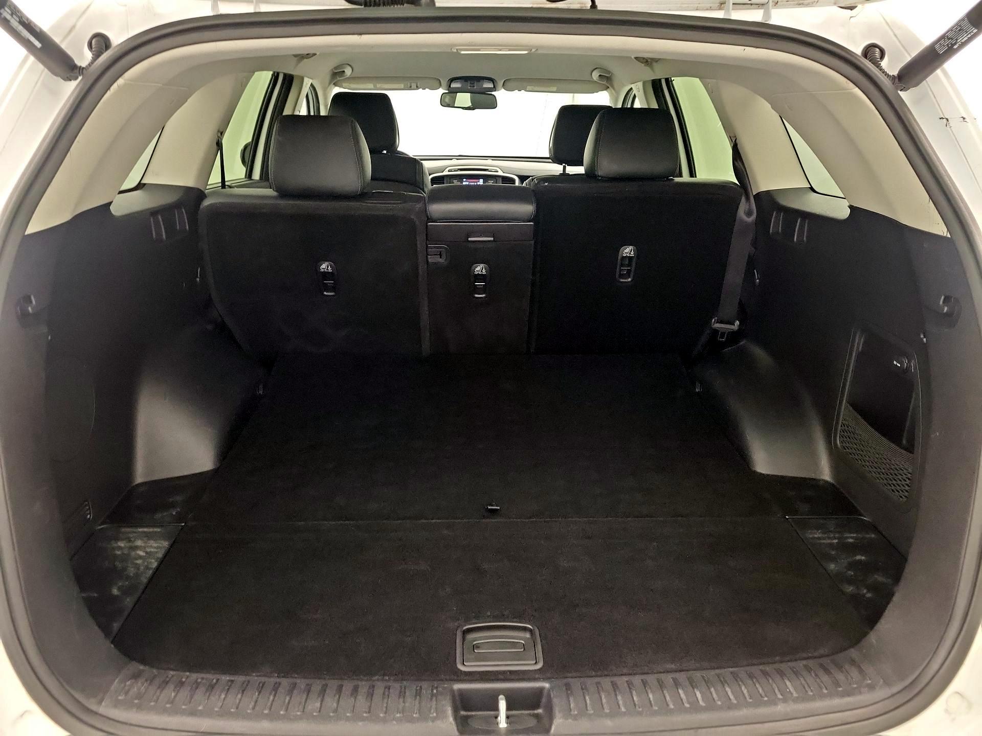 Thumbnail: 2016 Kia Sorento - 20