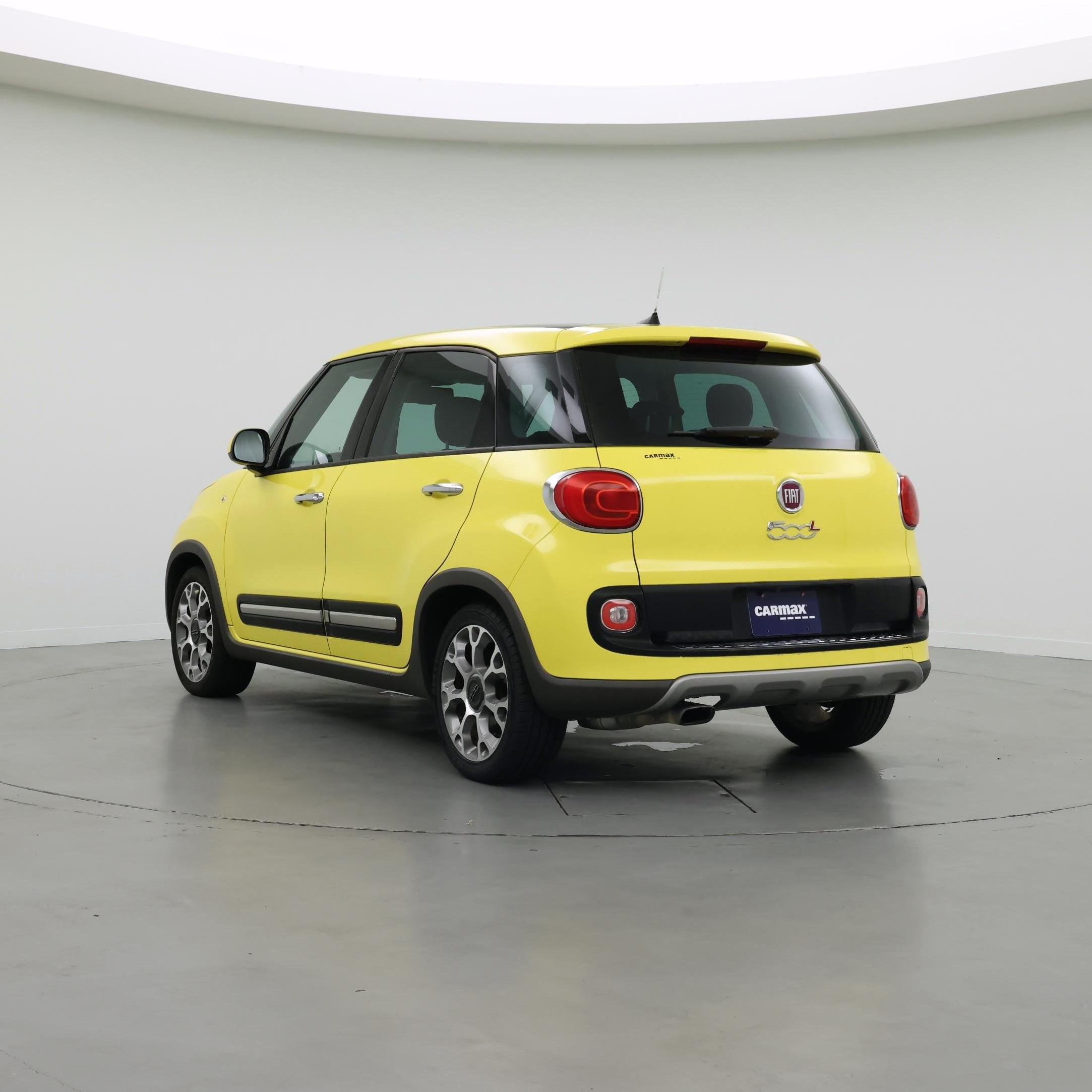 Thumbnail: 2017 Fiat 500L - 2