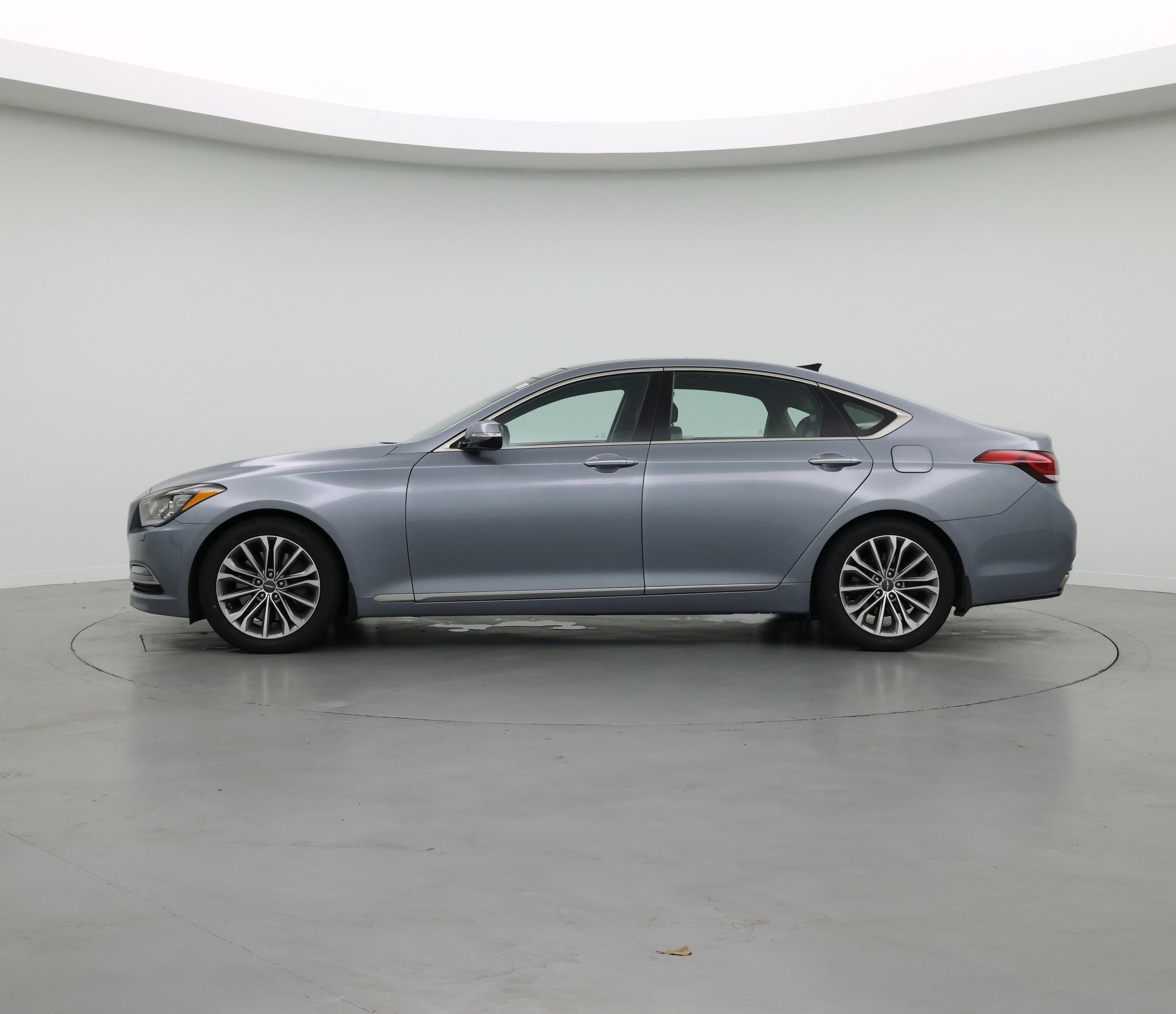 Thumbnail: 2017 Genesis G80 - 3