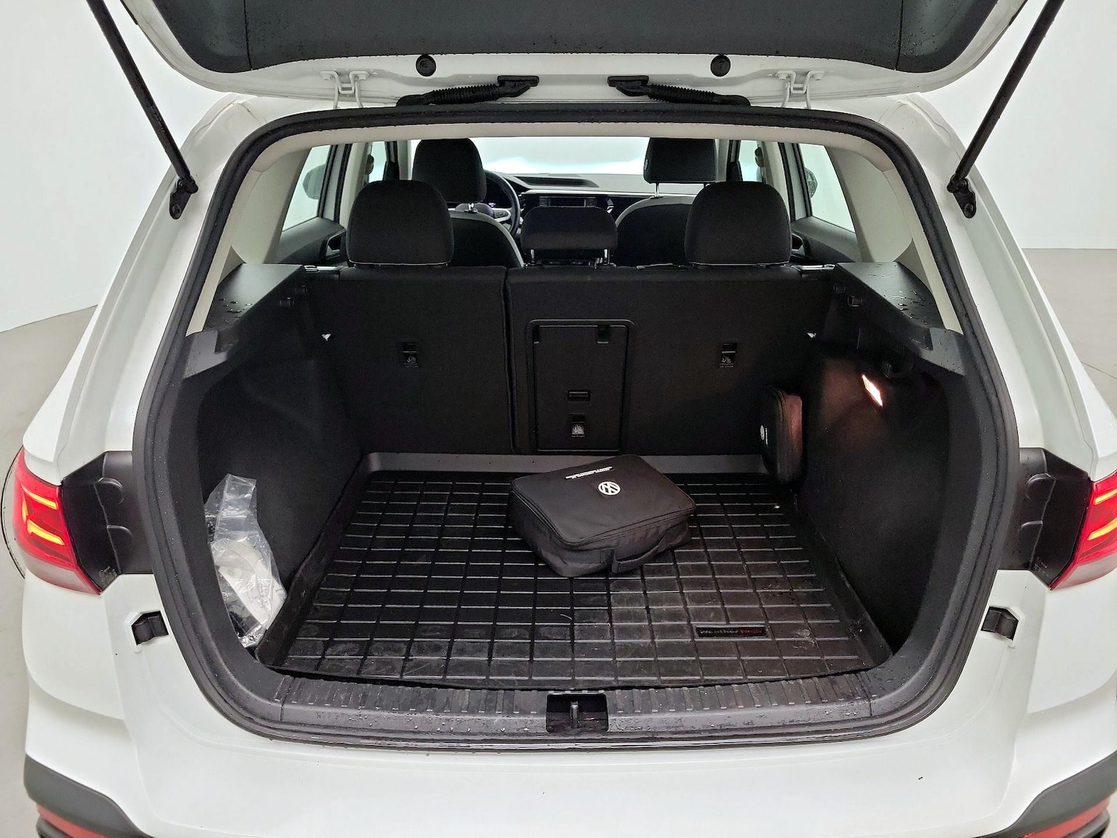 2022 Volkswagen Taos S - Photo 19
