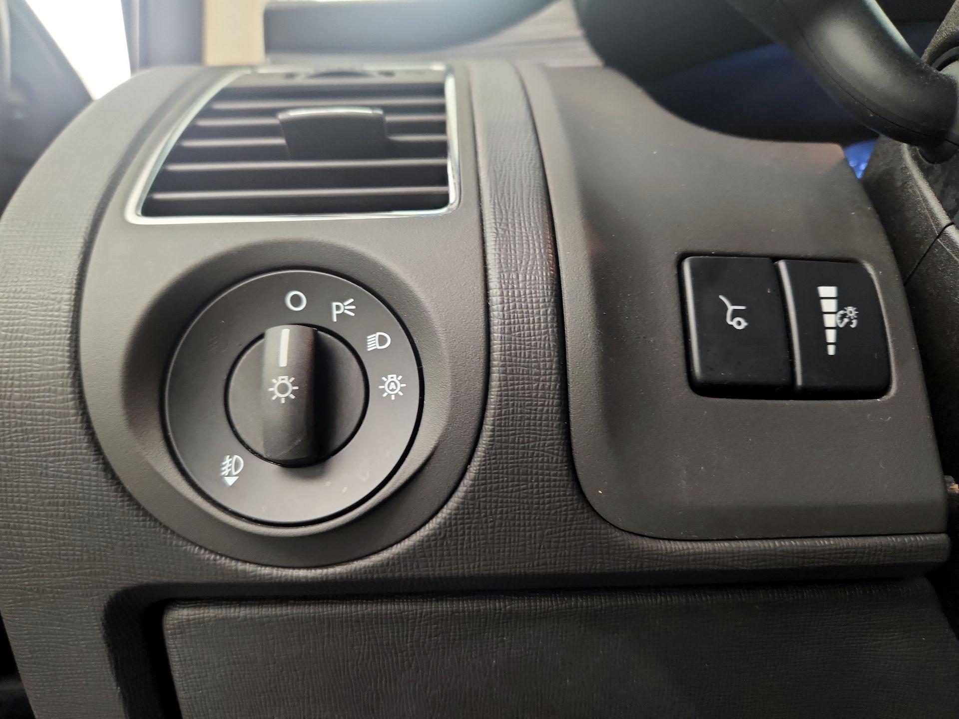 Thumbnail: 2018 Ford Flex - 13