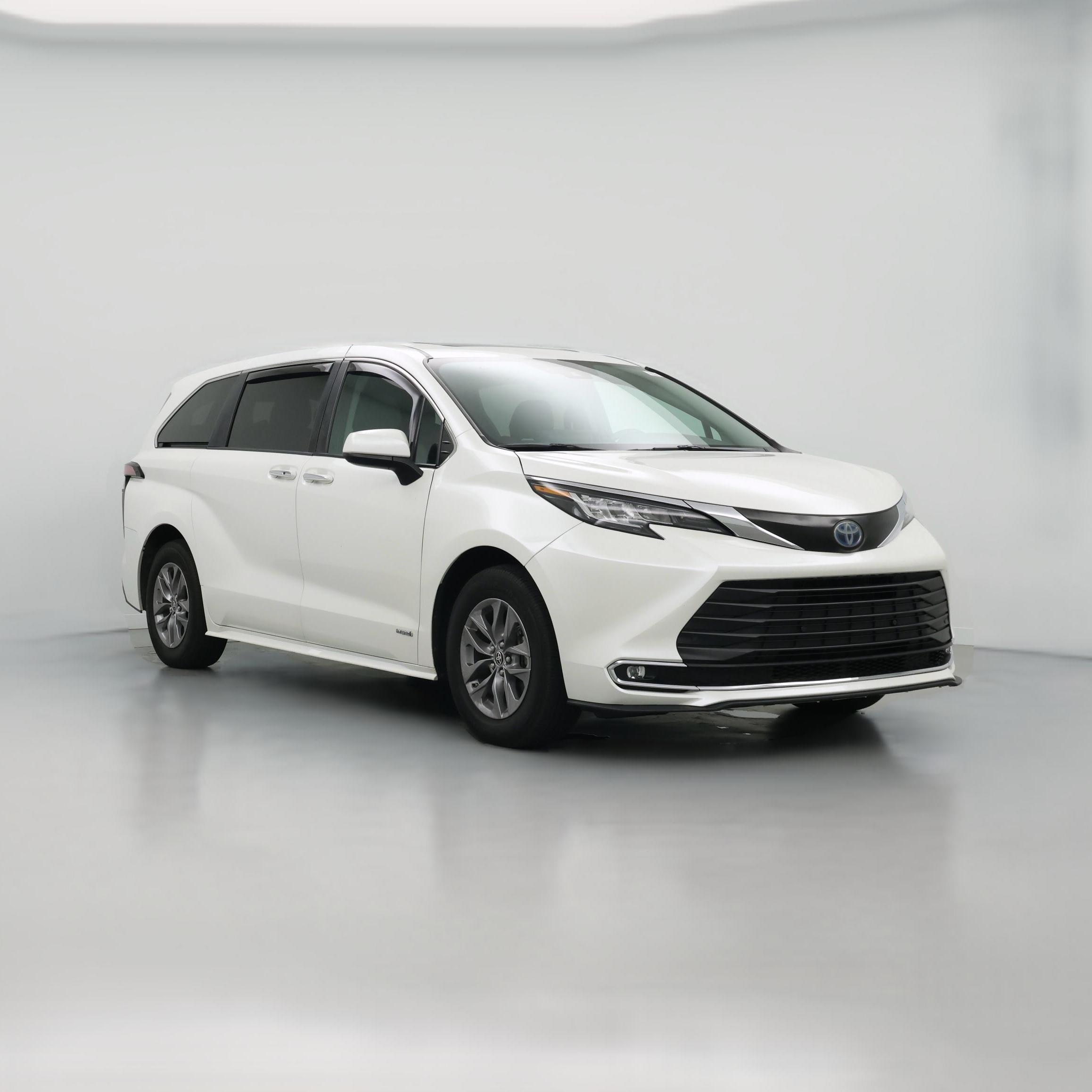 Thumbnail: 2021 Toyota Sienna - 1