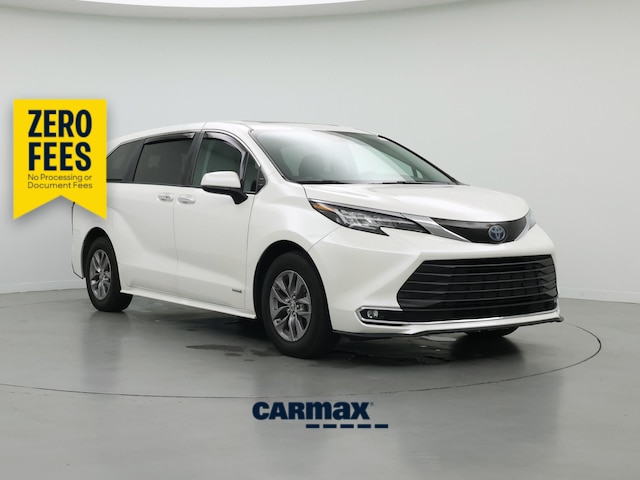 White 2021 Toyota Sienna Minivan All-Wheel Drive Automatic