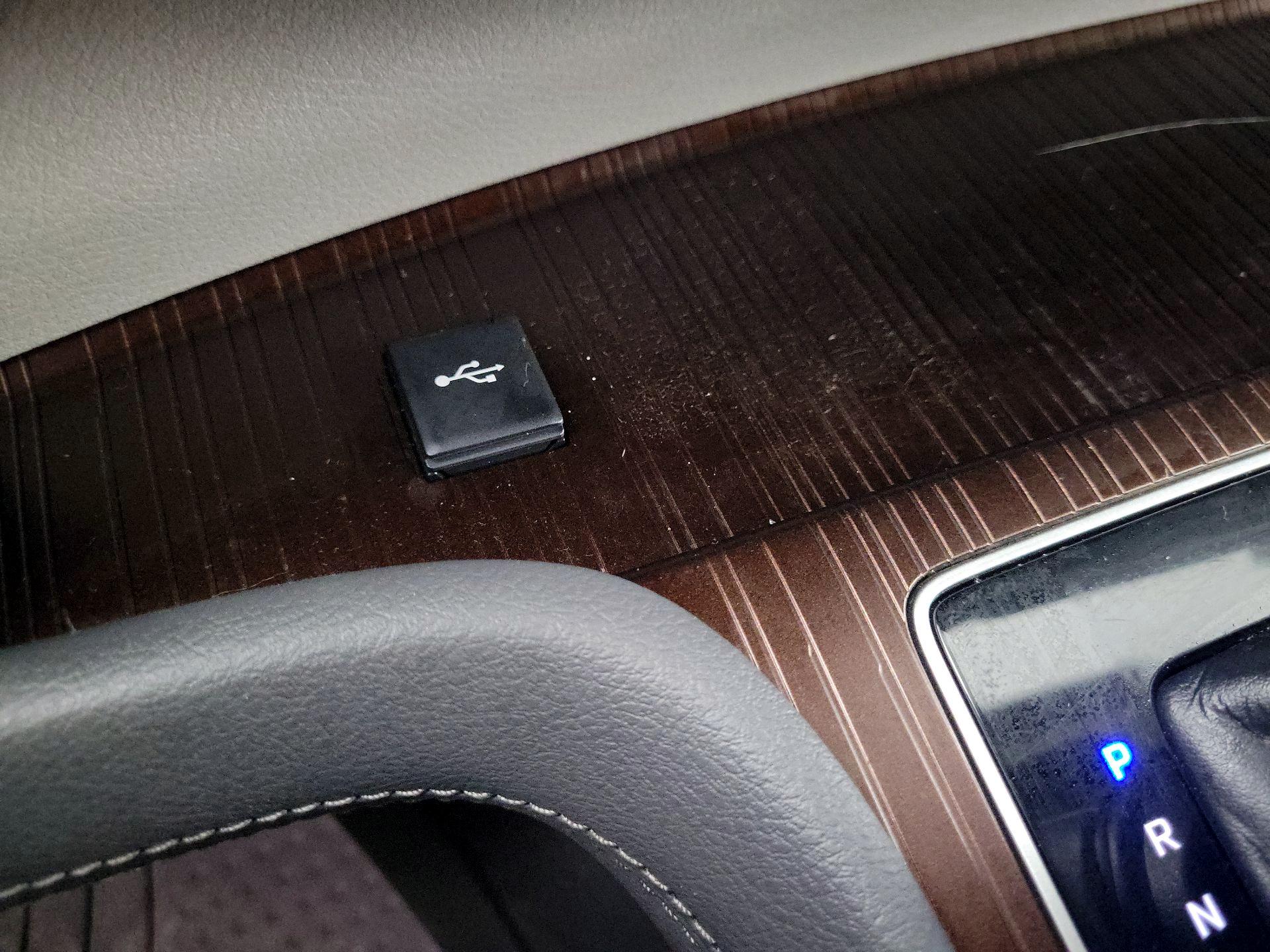 Thumbnail: 2021 Toyota Sienna - 19