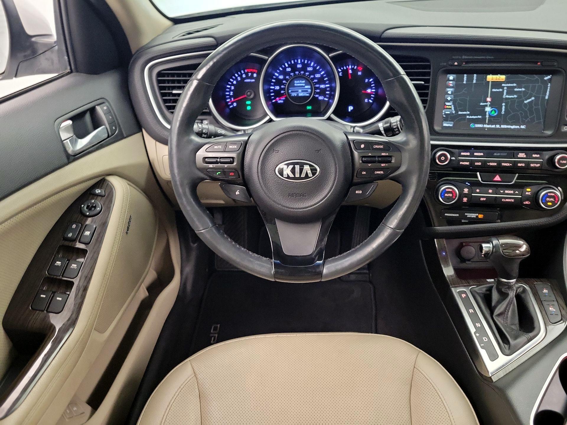 Thumbnail: 2015 Kia Optima - 10