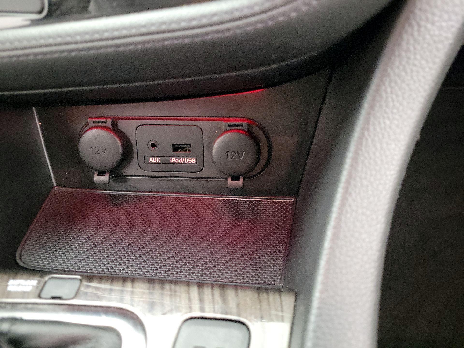 Thumbnail: 2015 Kia Optima - 19