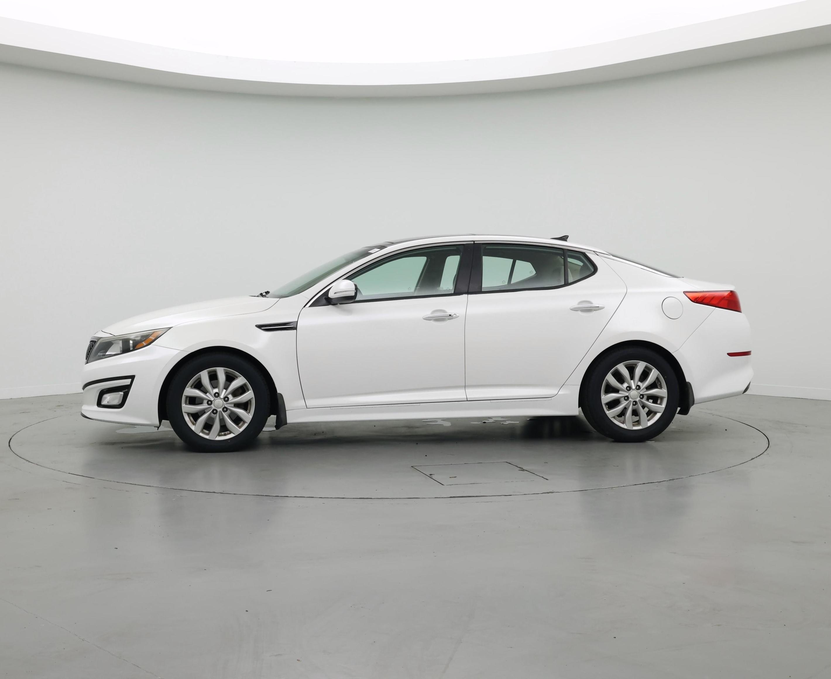 Thumbnail: 2015 Kia Optima - 3