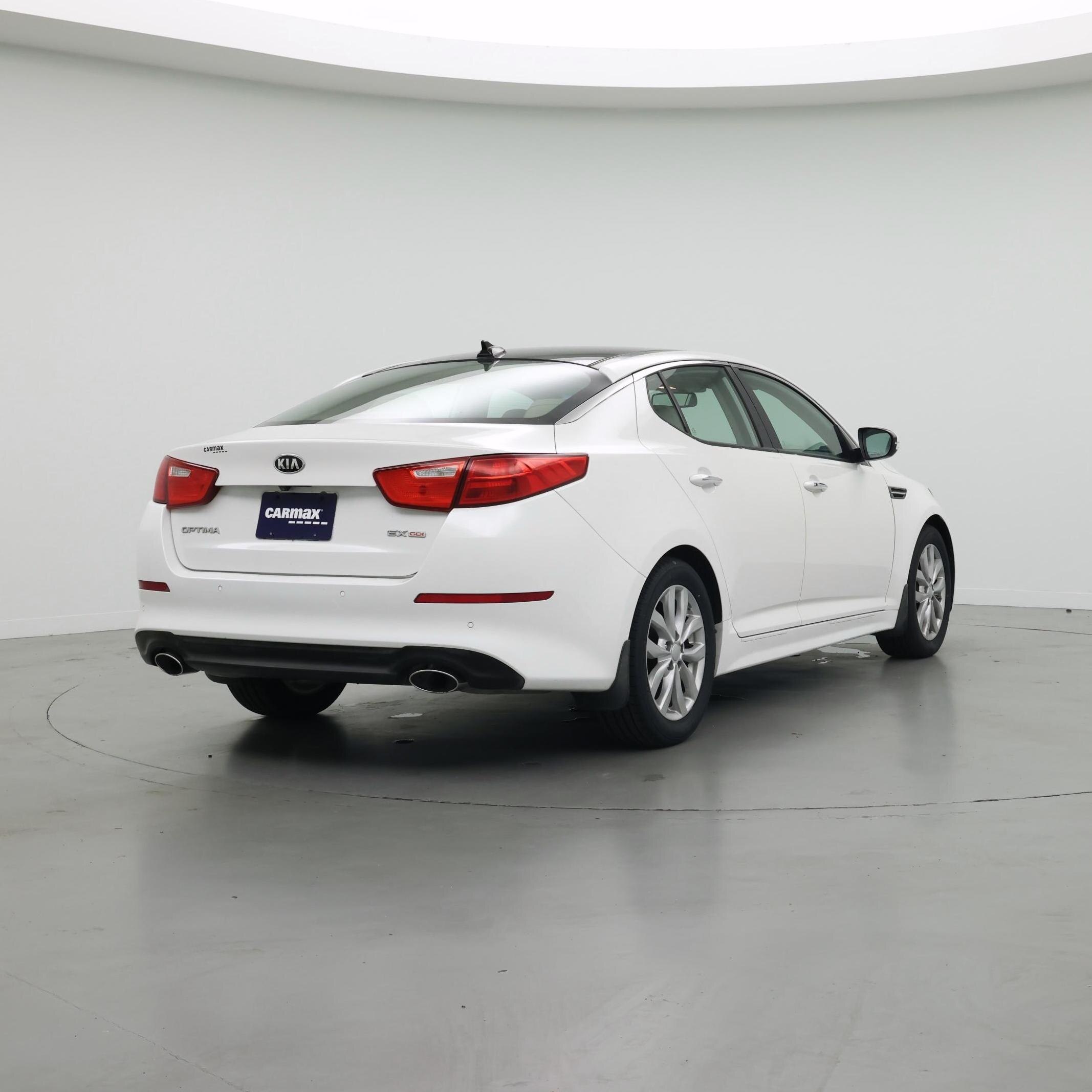 Thumbnail: 2015 Kia Optima - 8