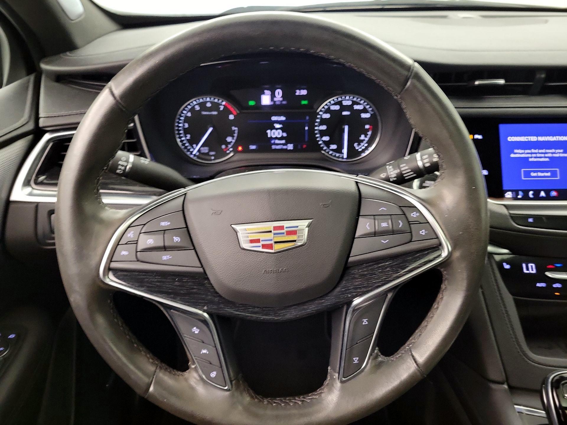 Thumbnail: 2022 Cadillac XT5 - 10