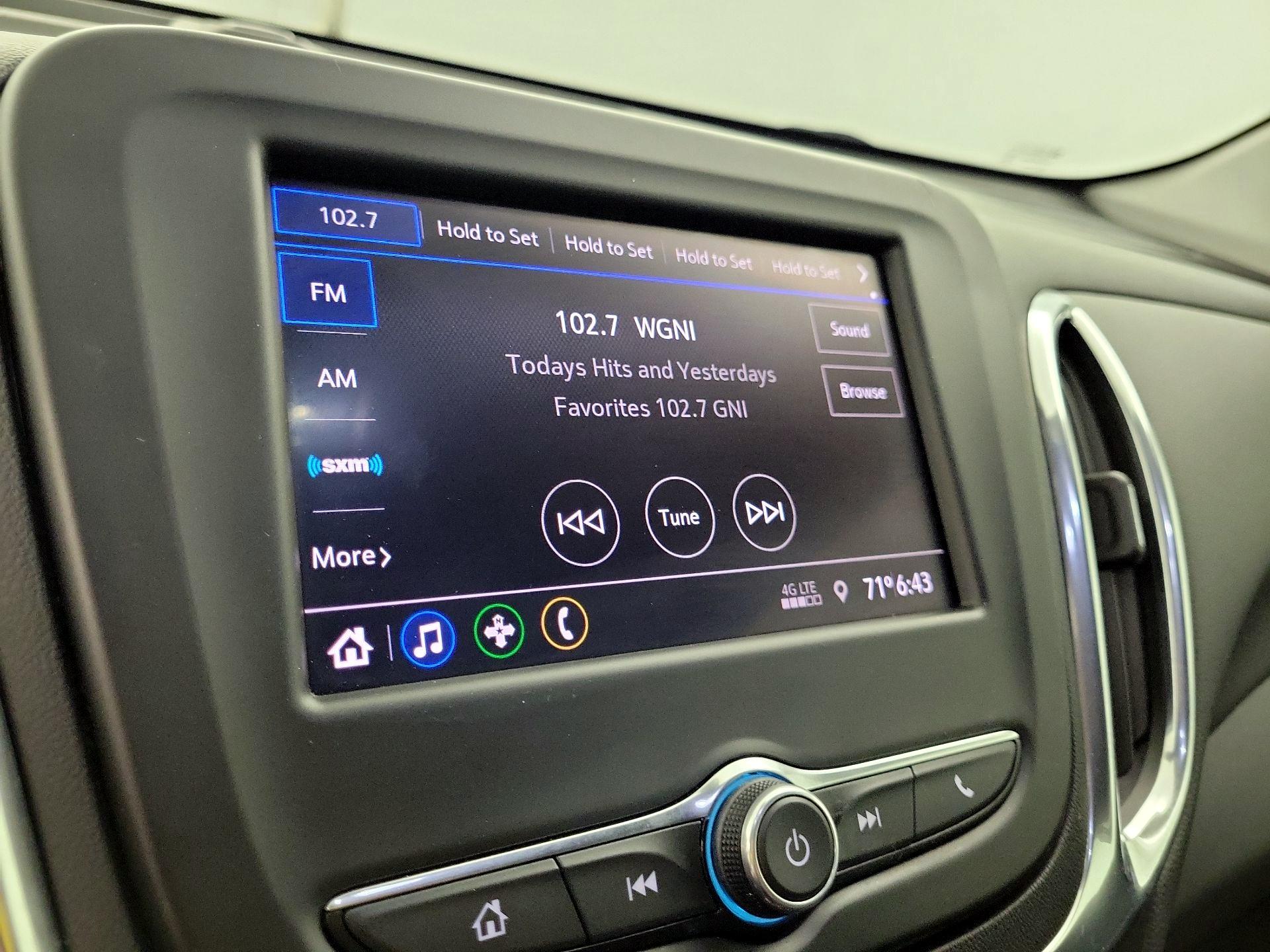 Thumbnail: 2021 Chevrolet Equinox - 15