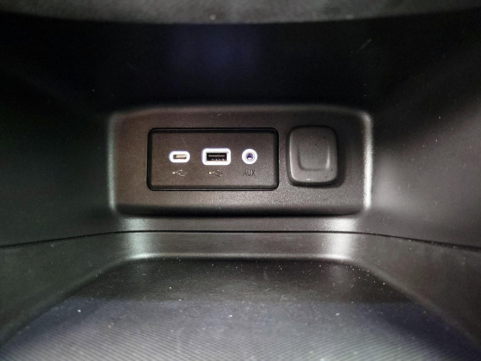 2021 Chevrolet Equinox LT - Photo 19