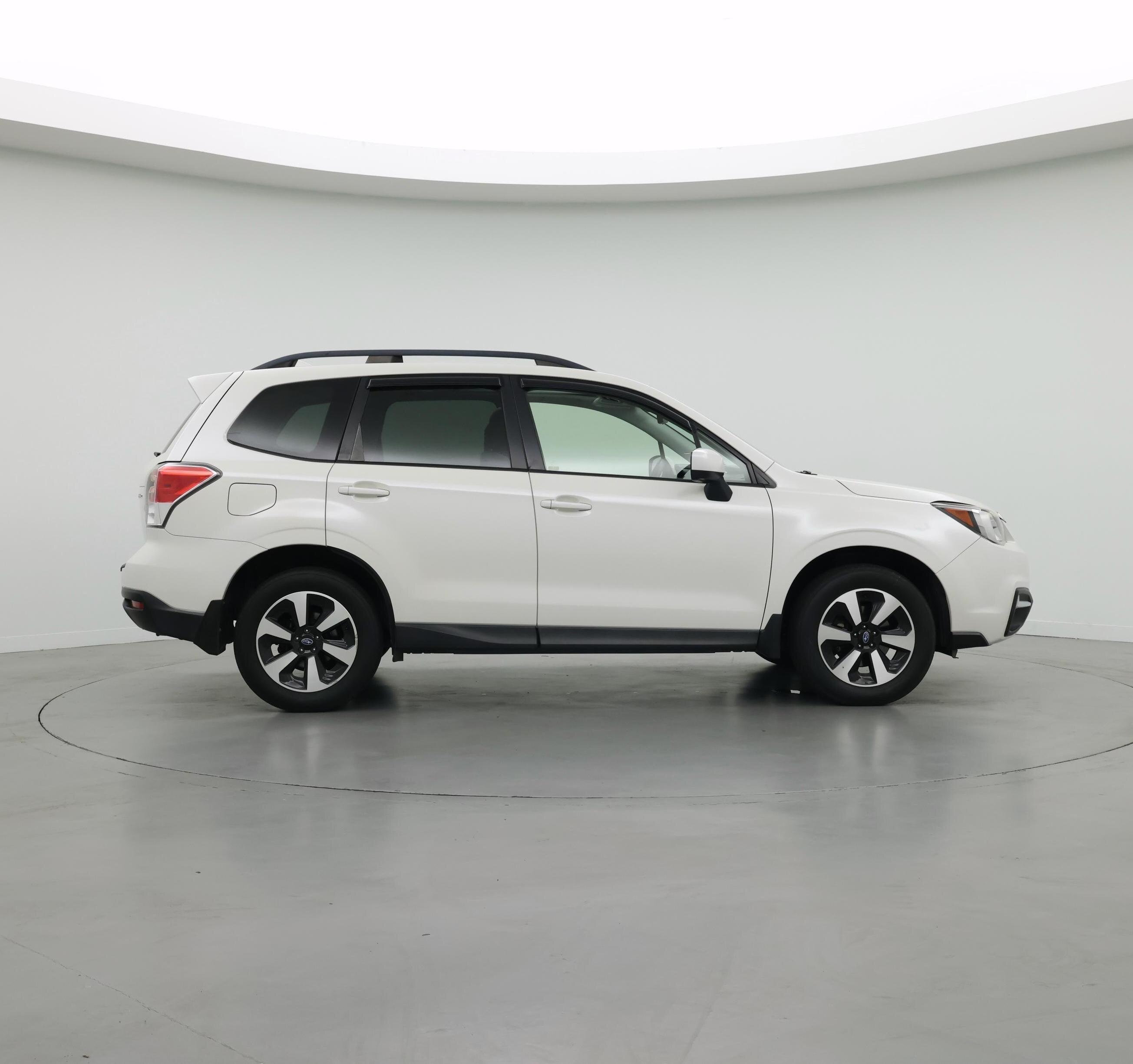 Thumbnail: 2018 Subaru Forester - 7