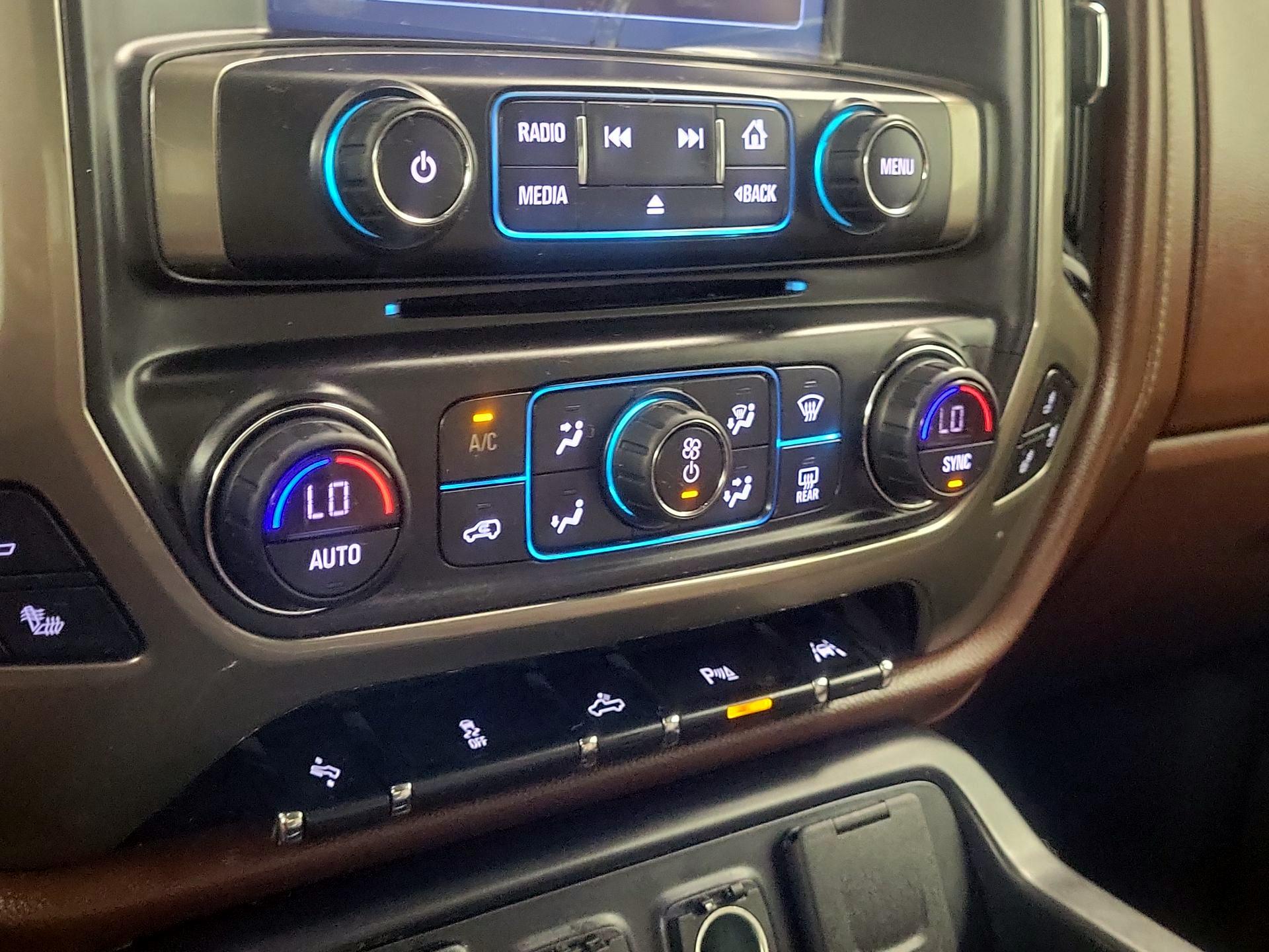 Thumbnail: 2018 Chevrolet Silverado 1500 - 16
