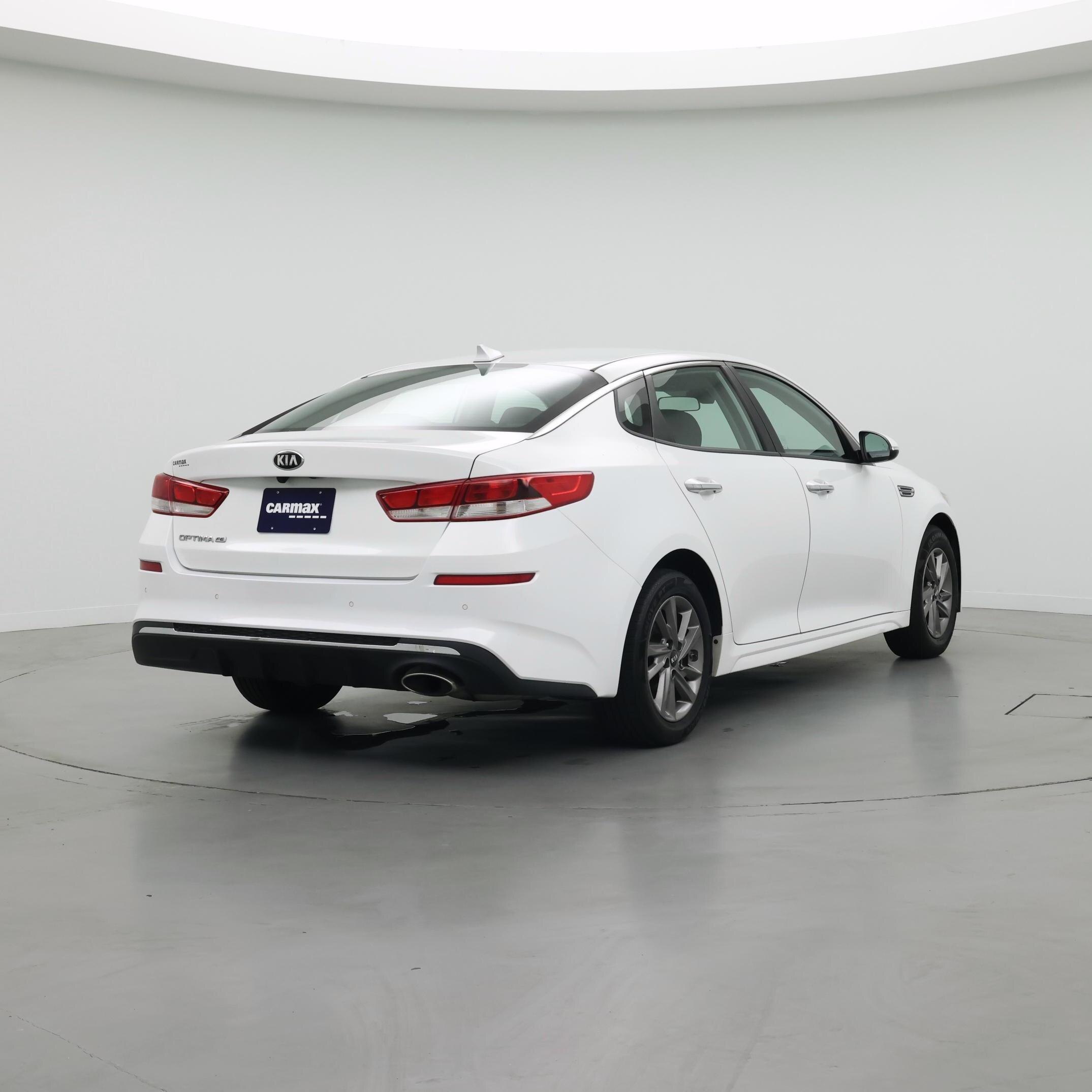 Thumbnail: 2020 Kia Optima - 8