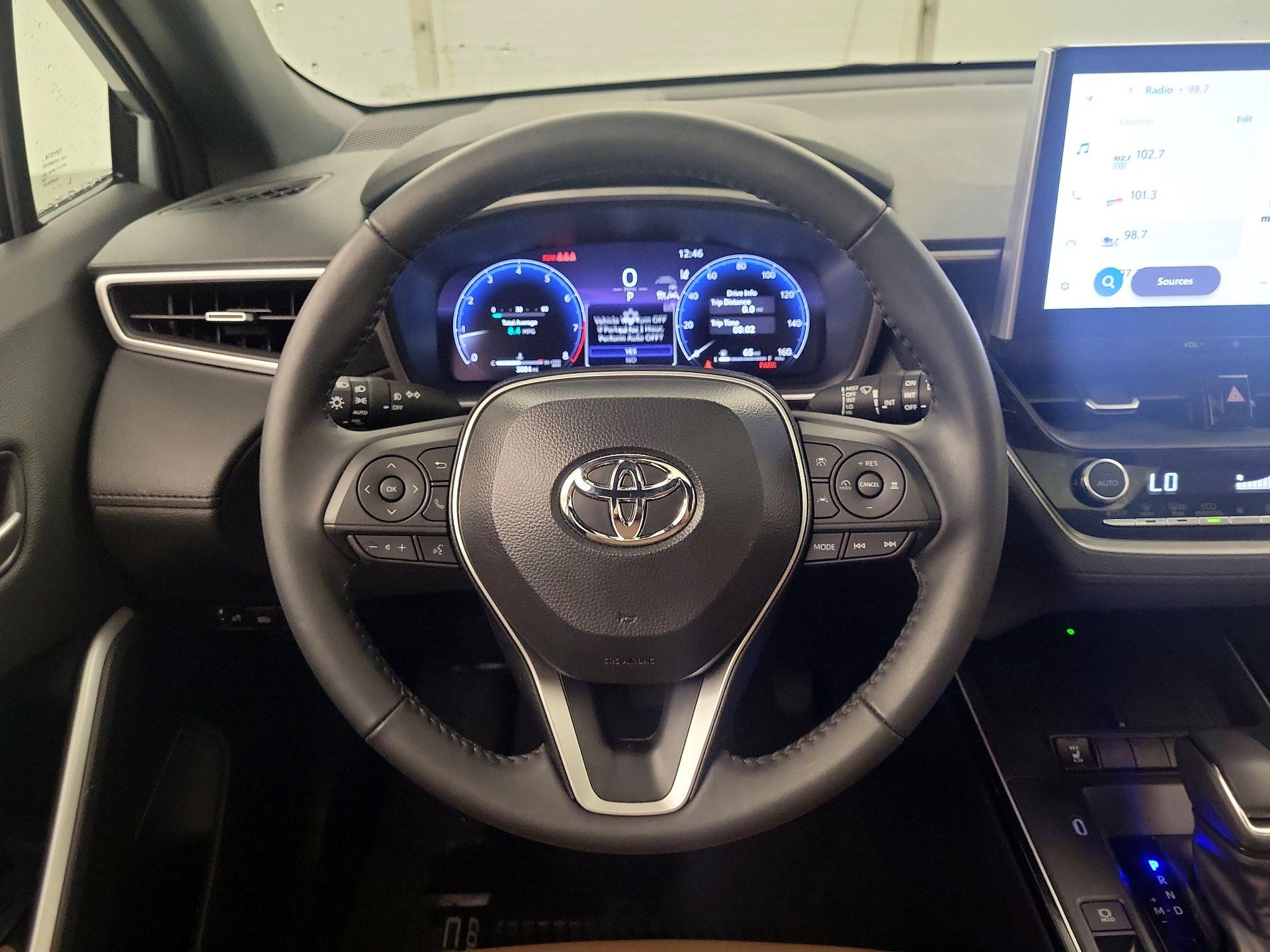 Thumbnail: 2026 Toyota Corolla Cross - 10