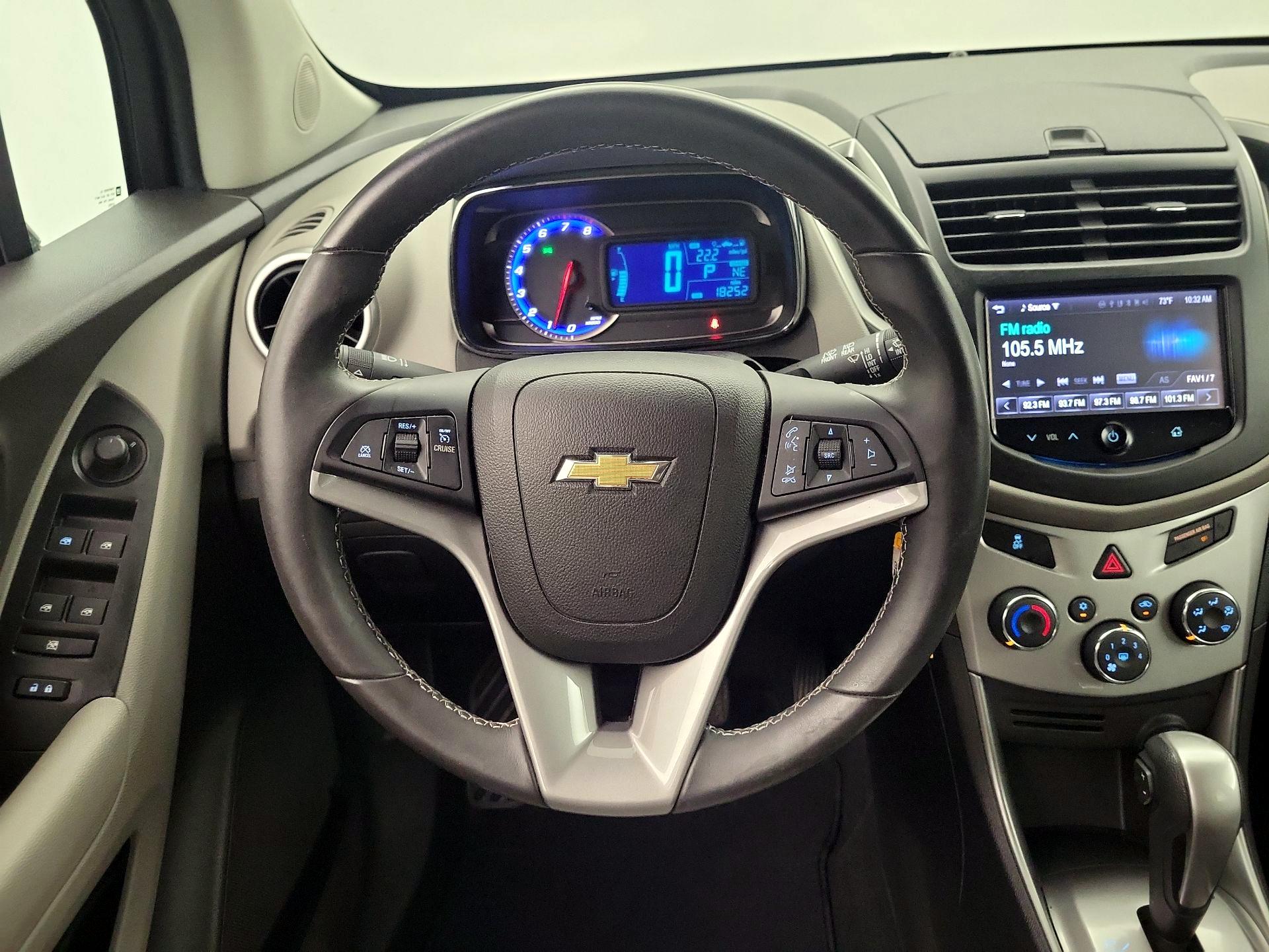 Thumbnail: 2016 Chevrolet Trax - 10