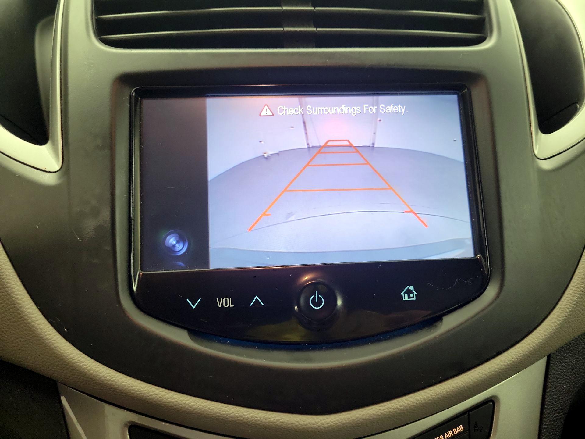 Thumbnail: 2016 Chevrolet Trax - 14