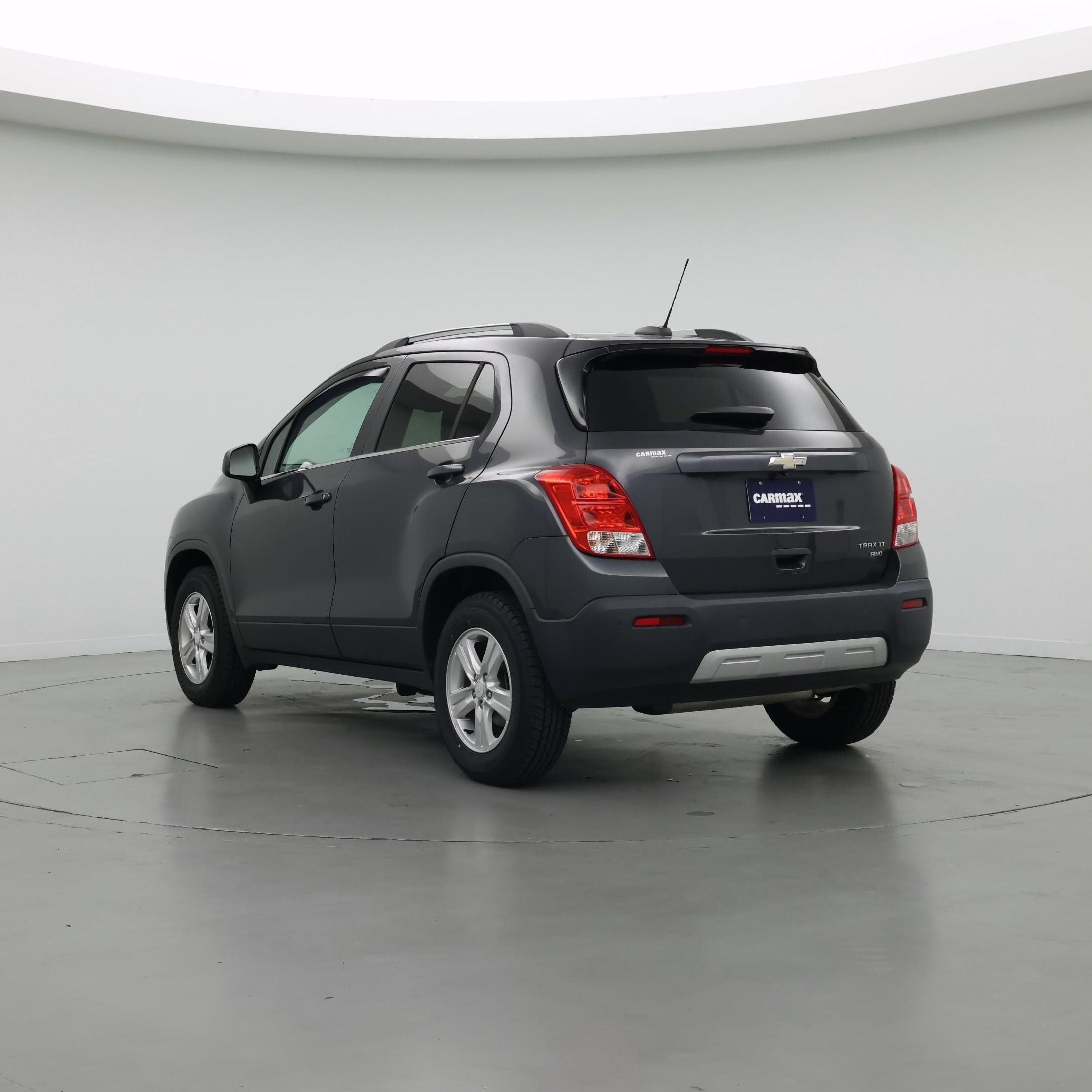 Thumbnail: 2016 Chevrolet Trax - 2