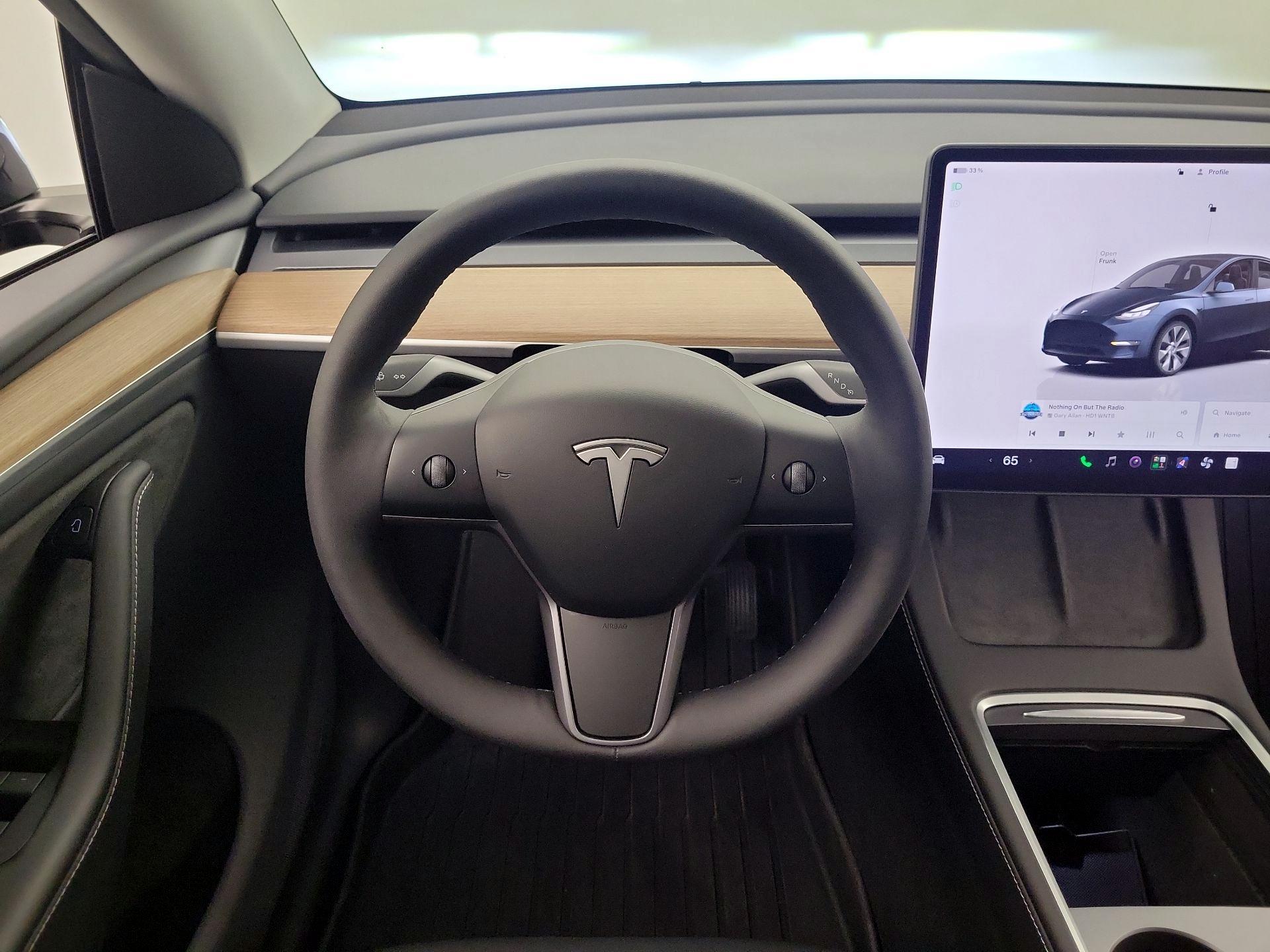 Thumbnail: 2024 Tesla Model Y - 10