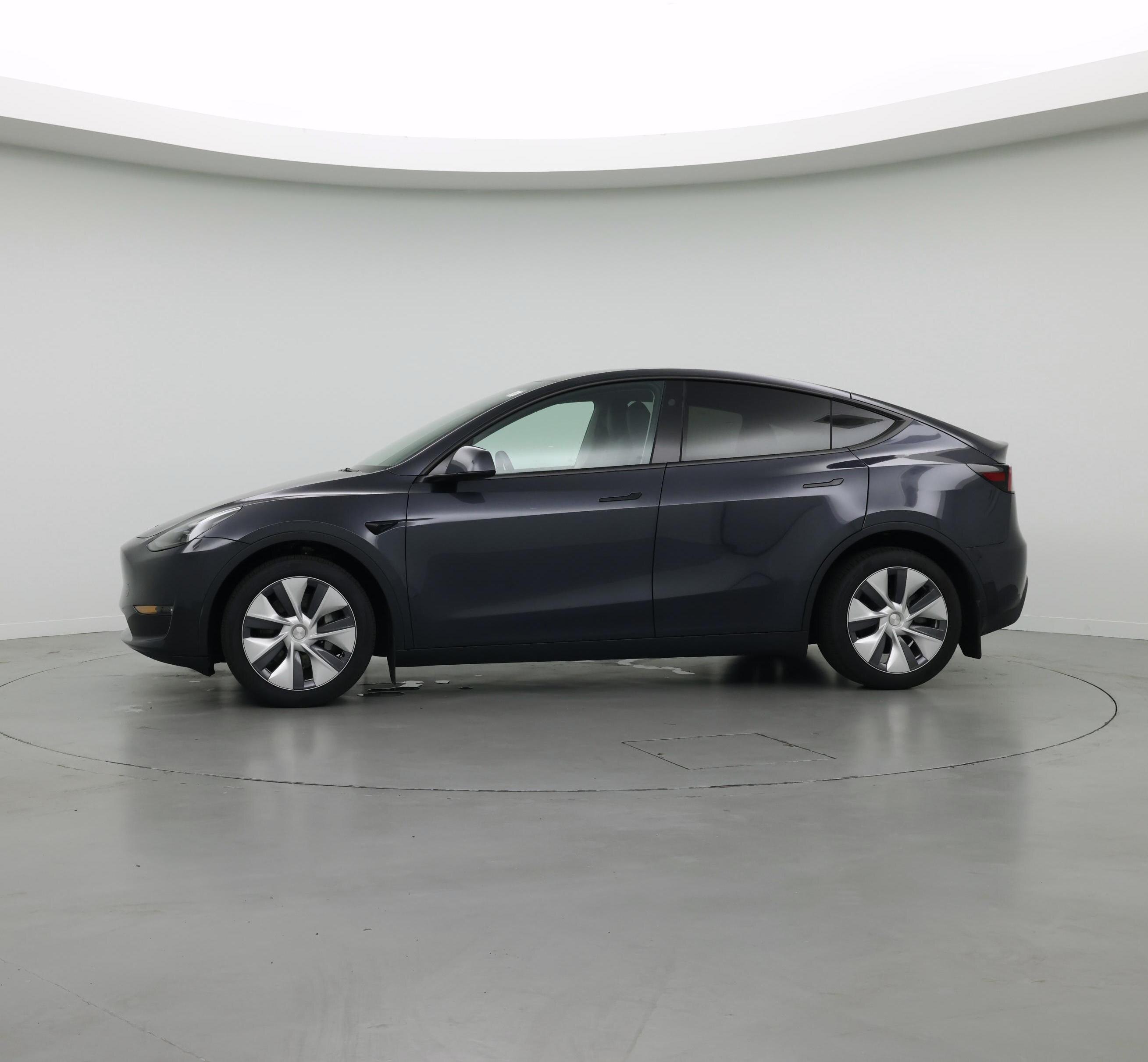 Thumbnail: 2024 Tesla Model Y - 3