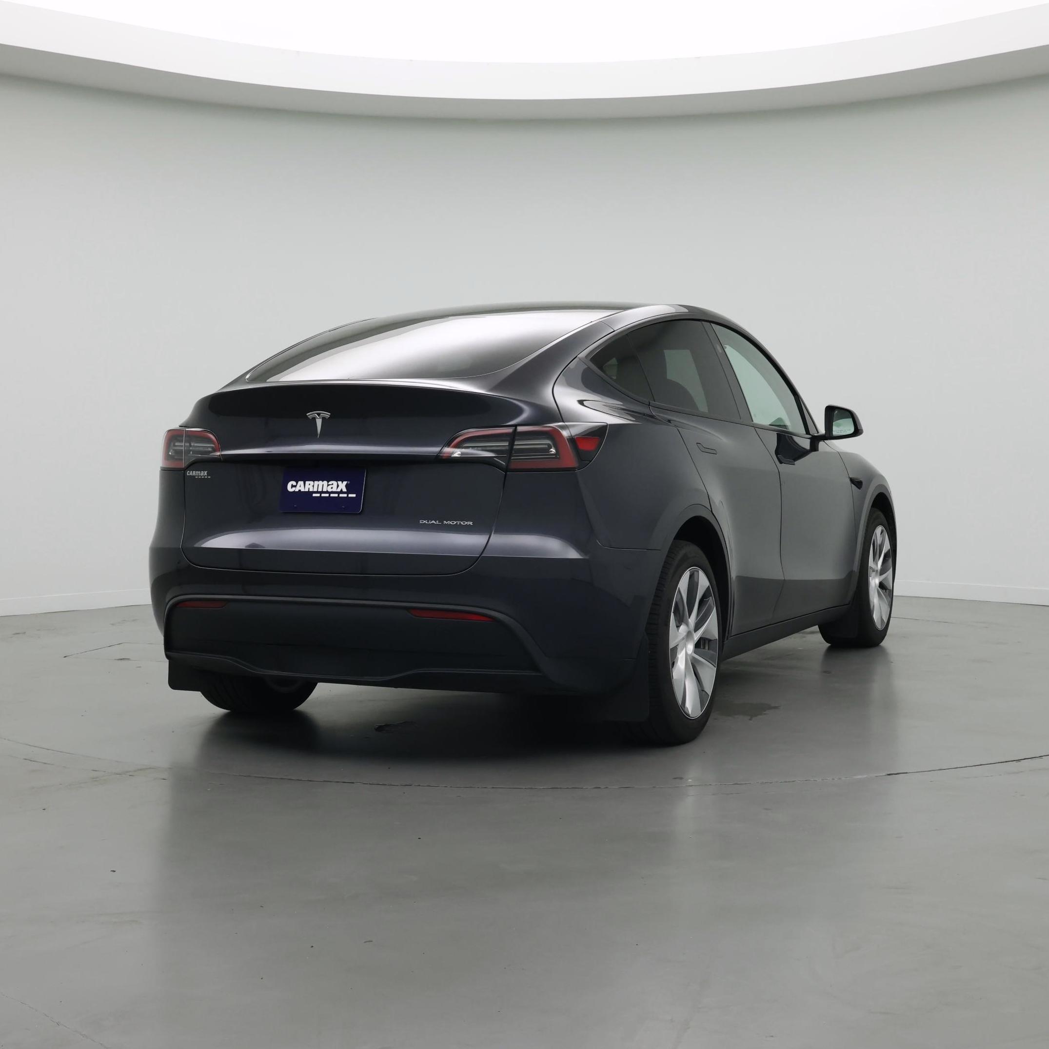 Thumbnail: 2024 Tesla Model Y - 8