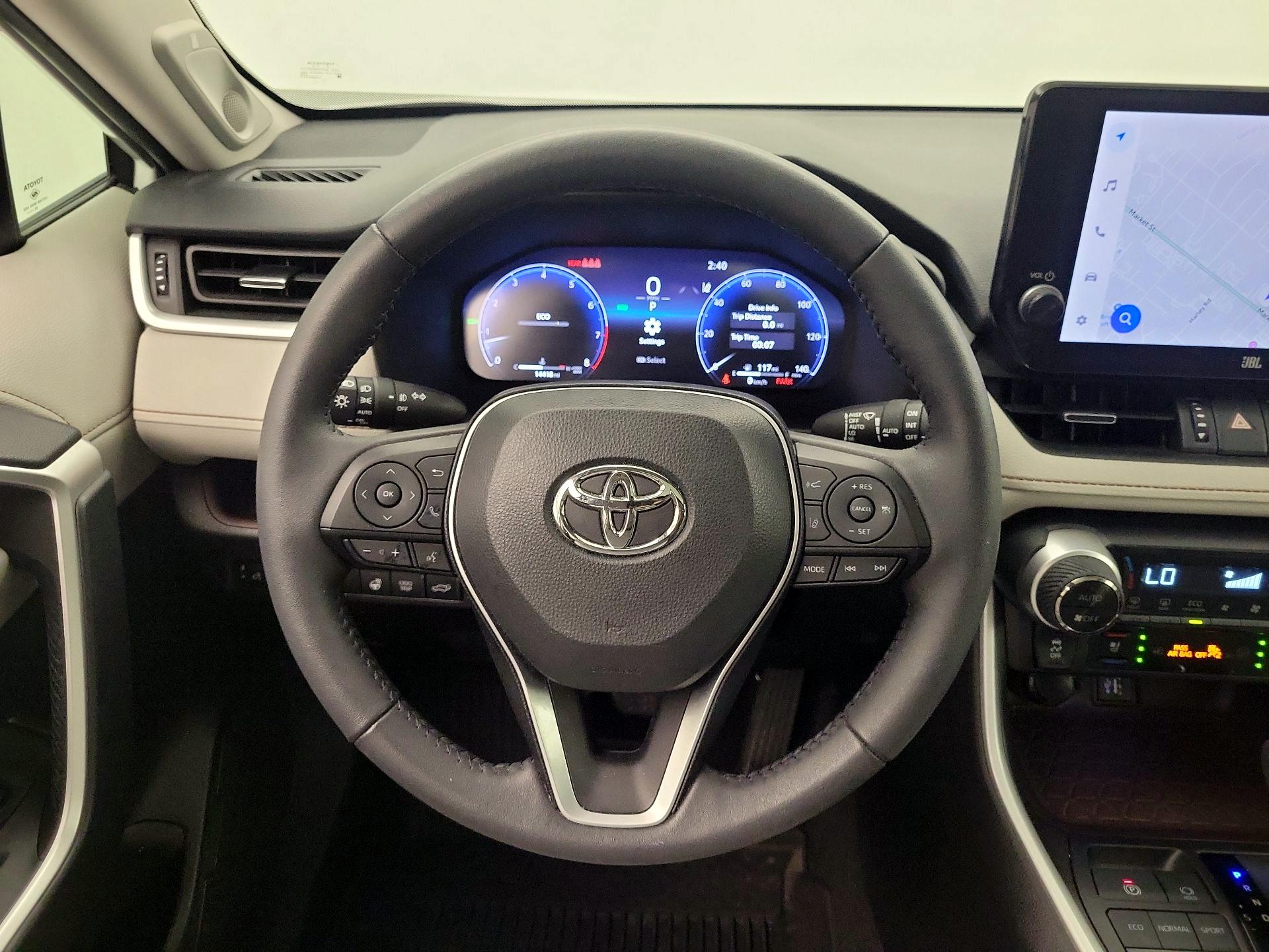Thumbnail: 2024 Toyota RAV4 - 10