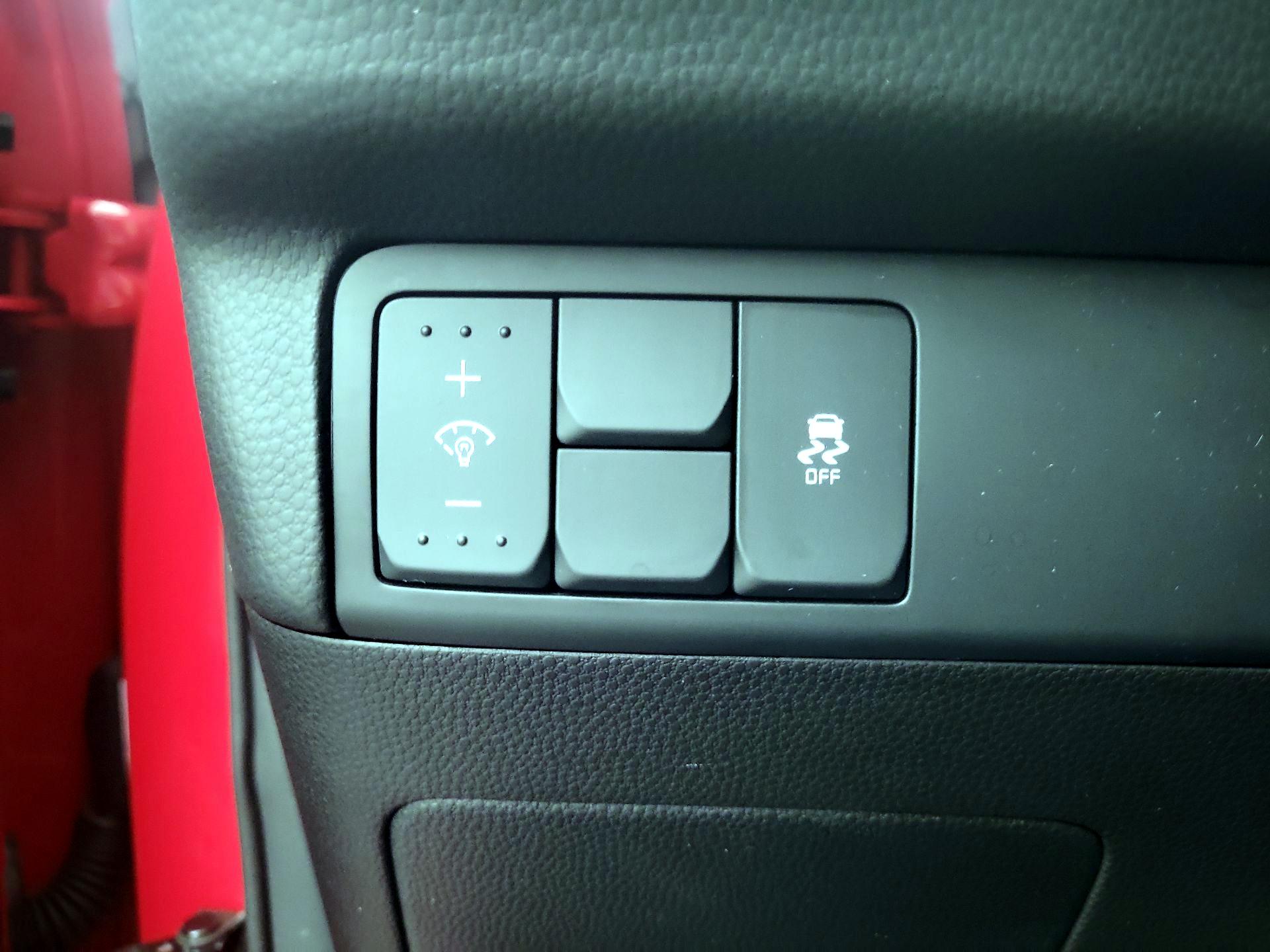 Thumbnail: 2017 Kia Soul - 13