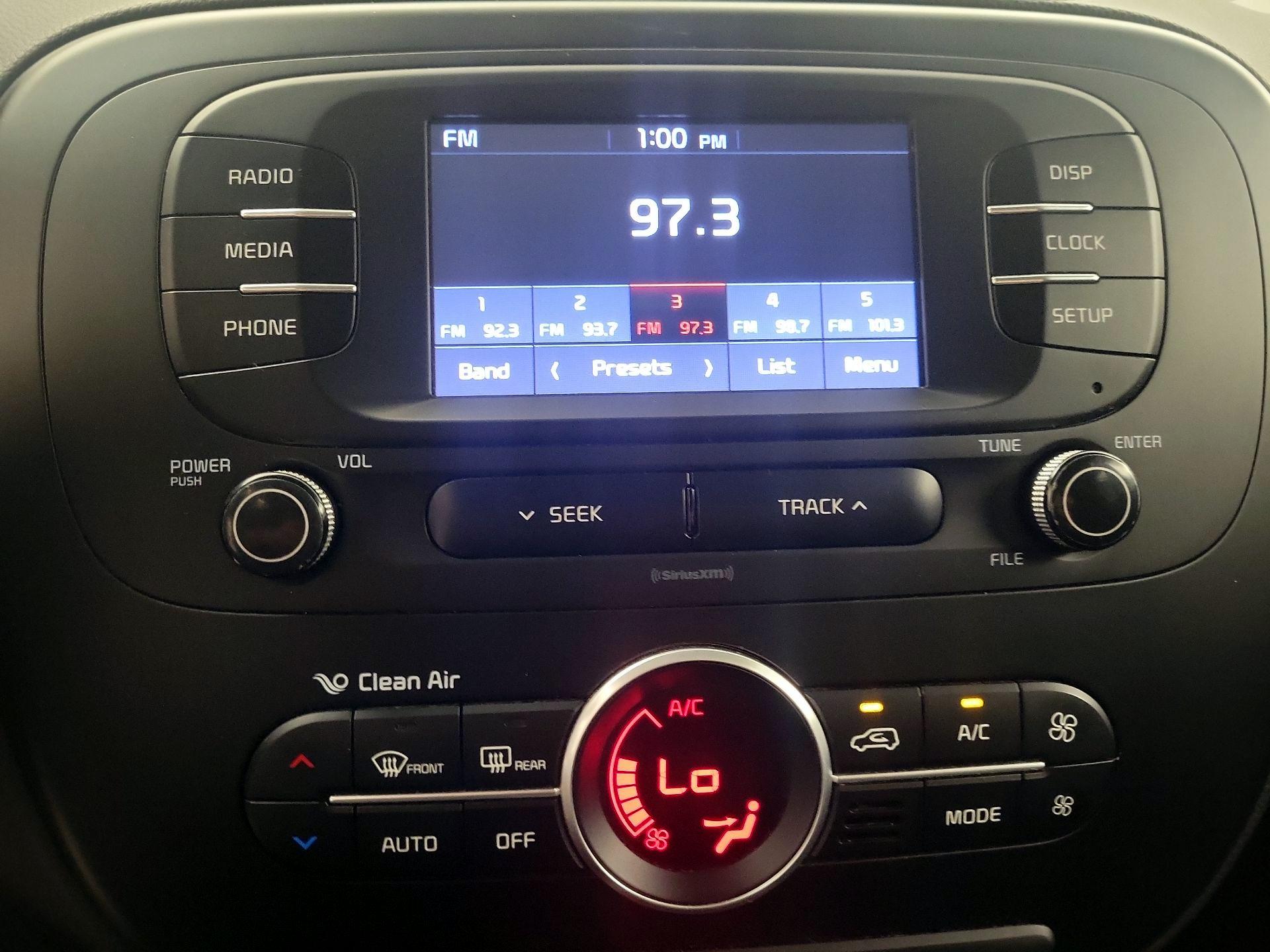 Thumbnail: 2017 Kia Soul - 15