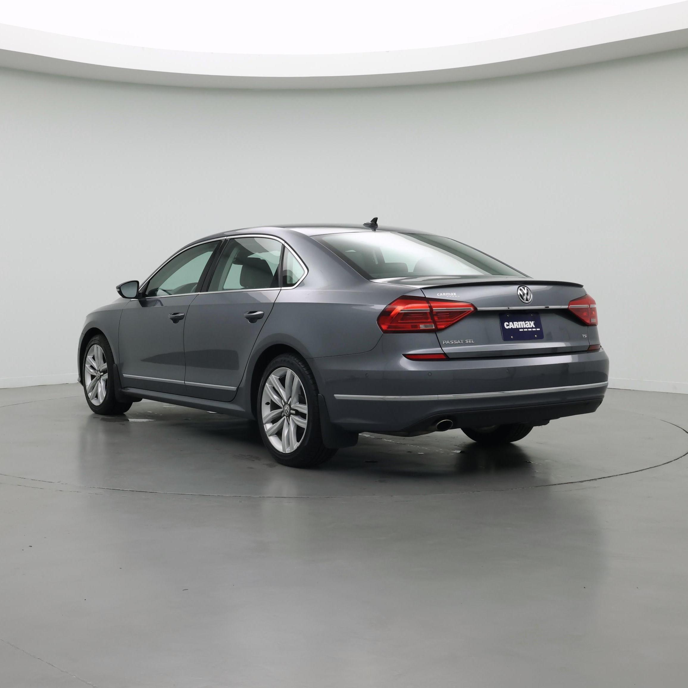 Thumbnail: 2016 Volkswagen Passat - 2