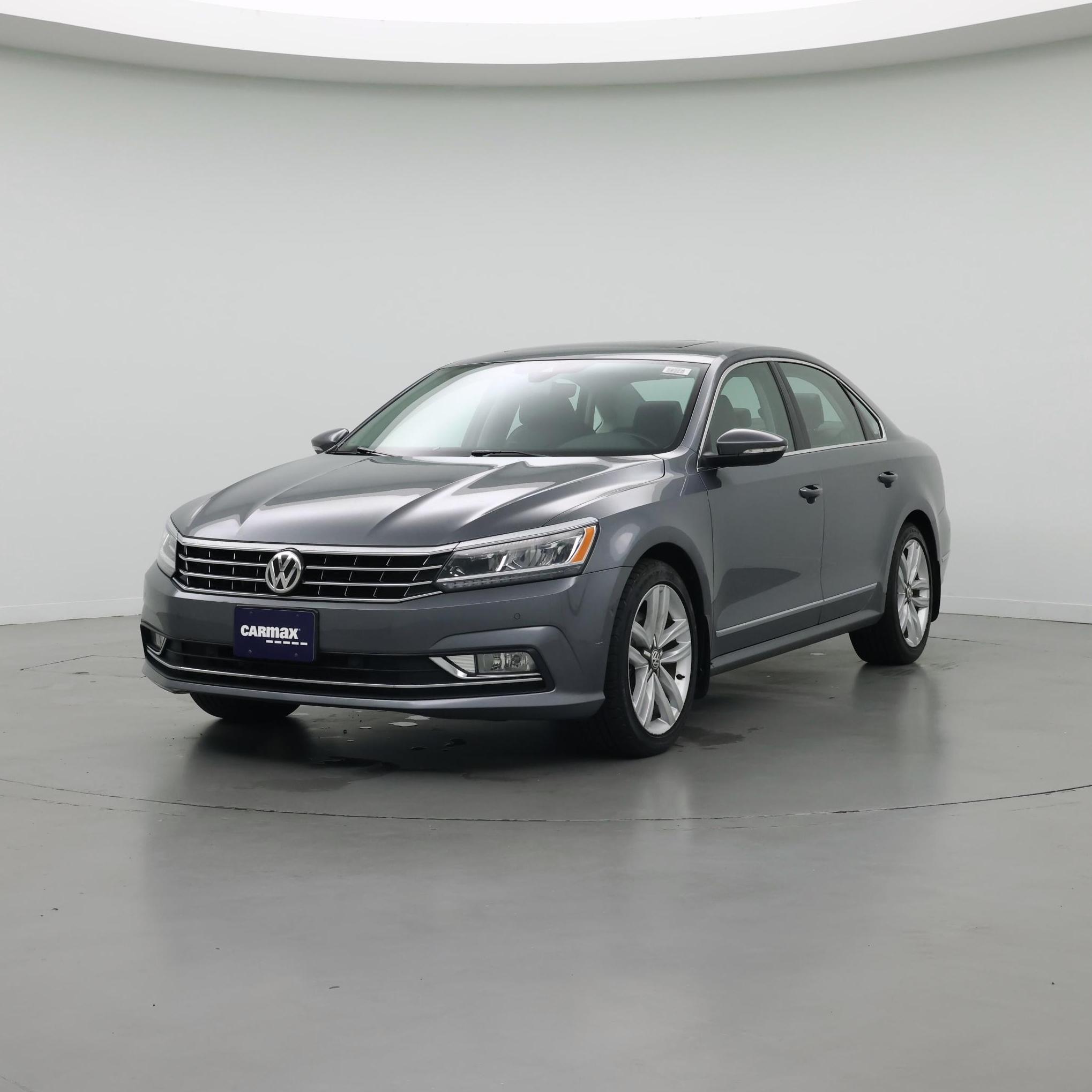Thumbnail: 2016 Volkswagen Passat - 4